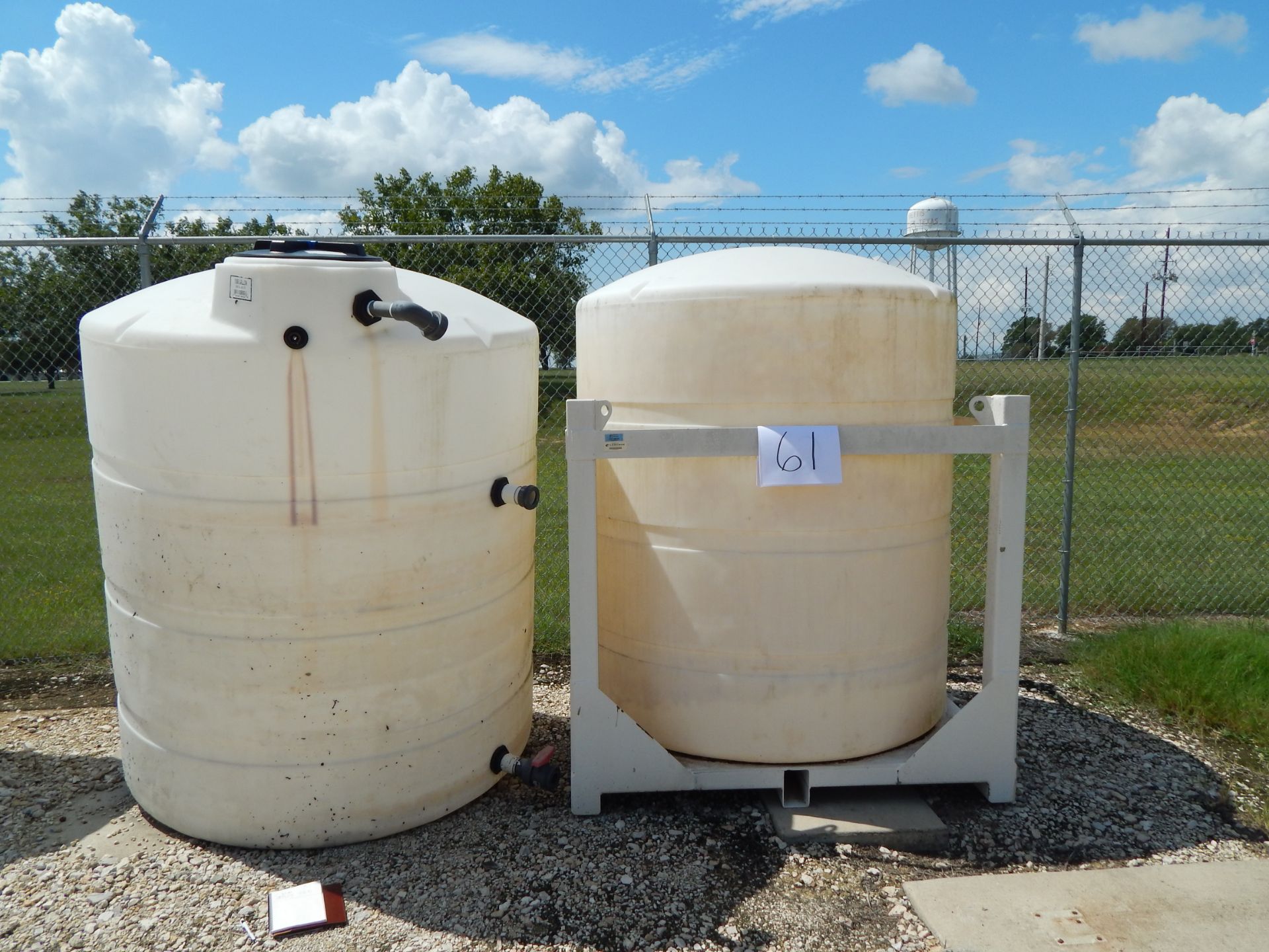 Three Poly Water tanks: (2) 1000 gallon tank, (1) 500 Gallon & (1) Metal stand - Image 2 of 2