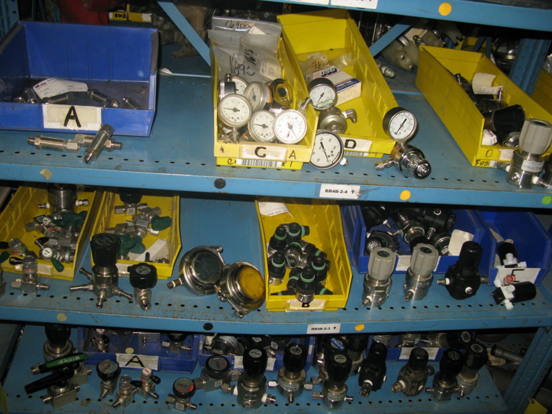 High pressure oxygen valves and gages