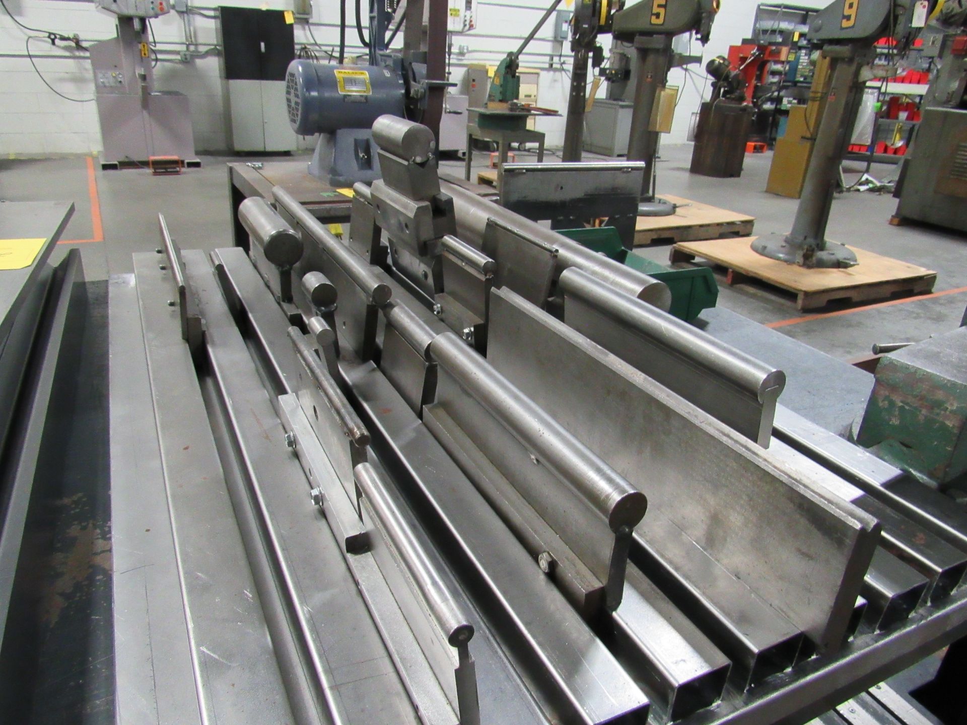 Rack: Press Brake Tooling - Image 4 of 5