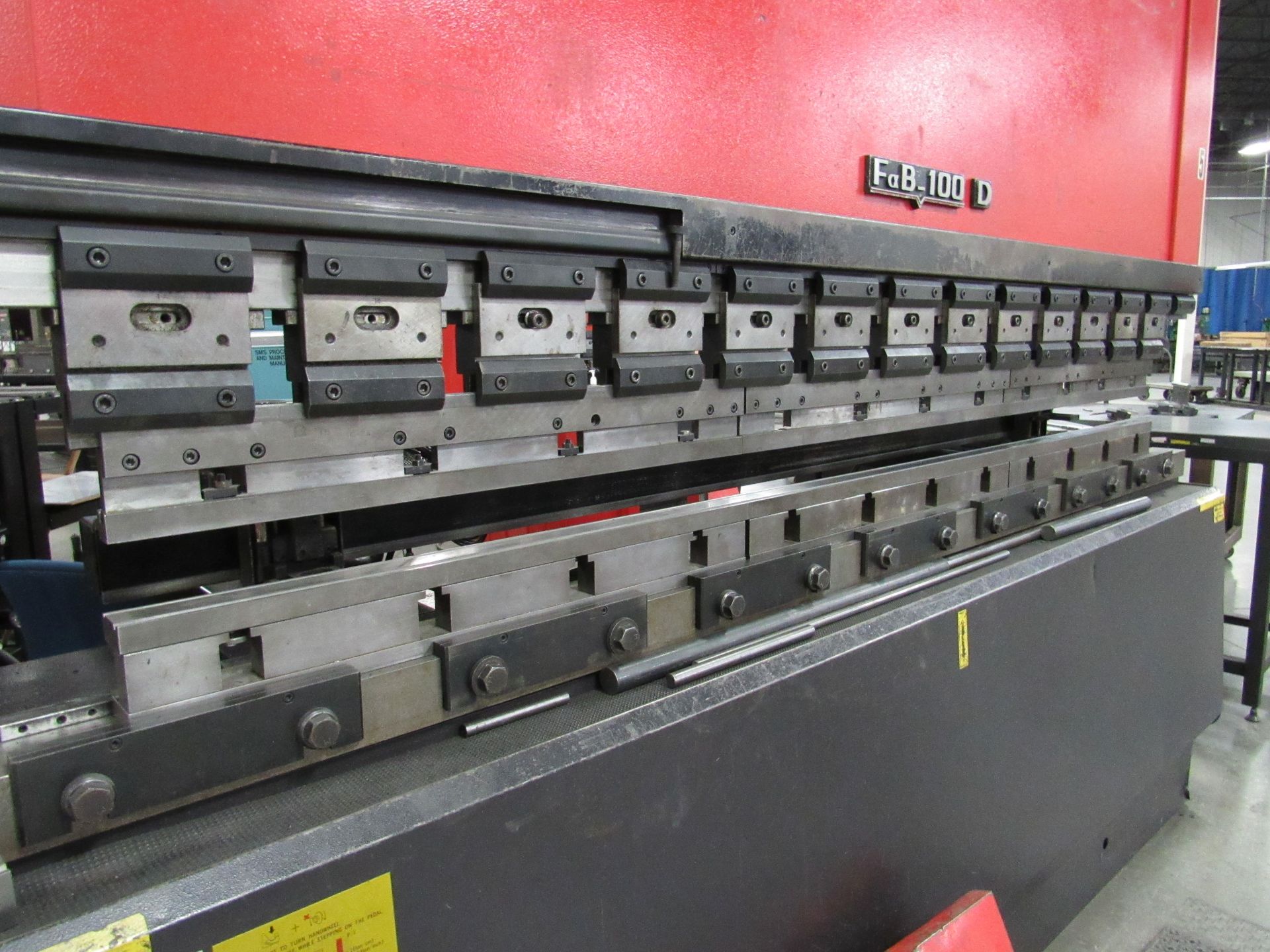 110 Ton x 122” Amada FBD1030E Press Brake - Image 4 of 7