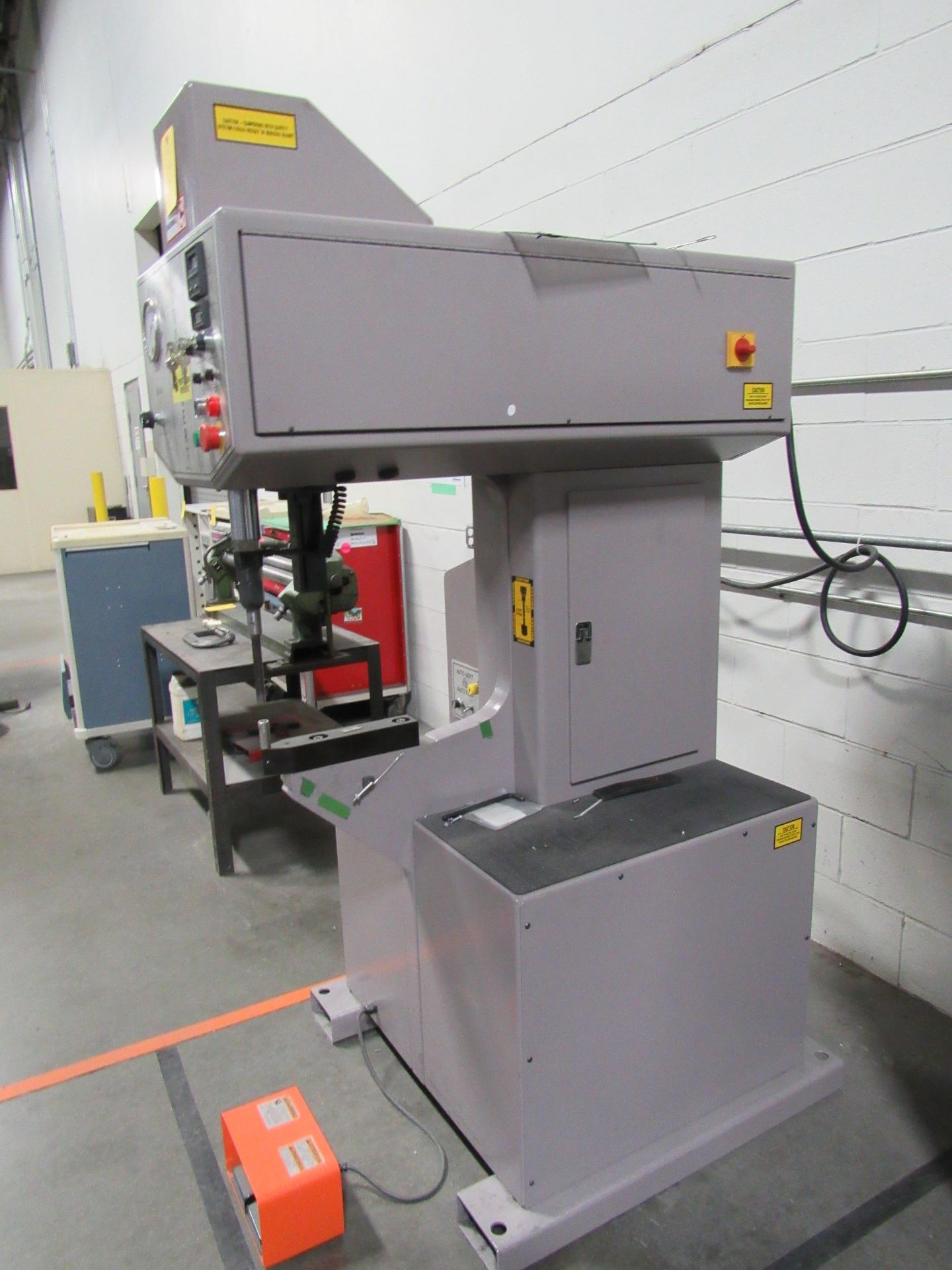 Auto-Sert 7.5 Ton Insertion Press - Image 8 of 10