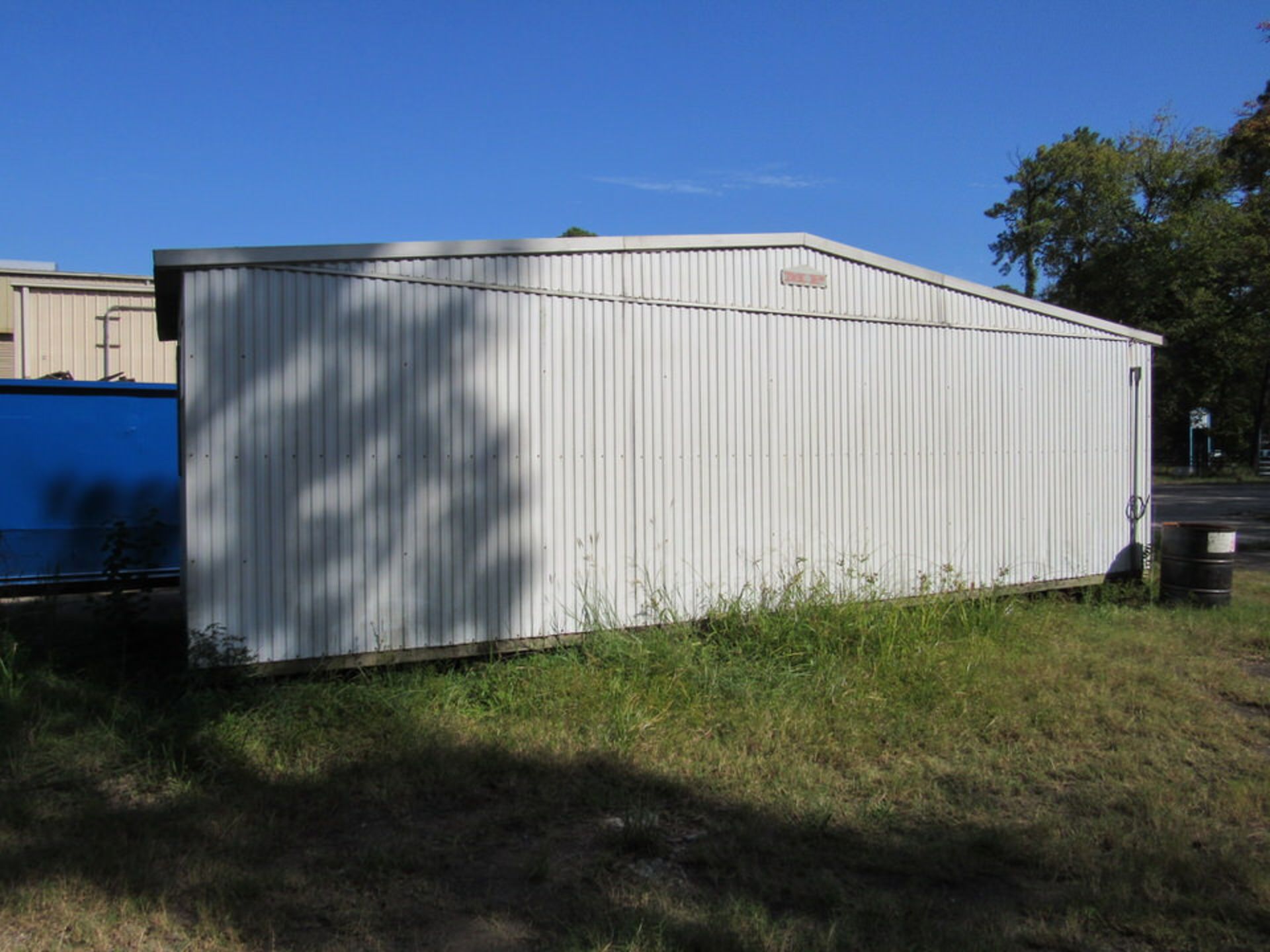 Storage Building 10' x 28' - Image 4 of 11