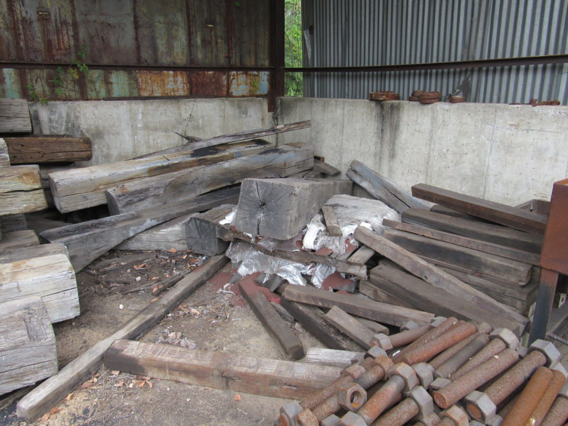 Contents of Shed - Image 7 of 7
