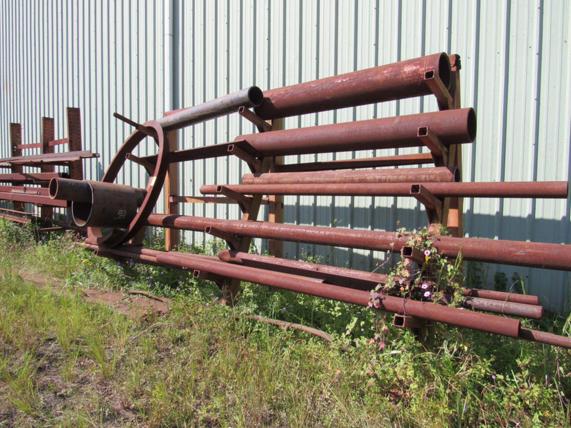 Cantilever 5 Tier Single Side Pipe Rack - Image 2 of 3