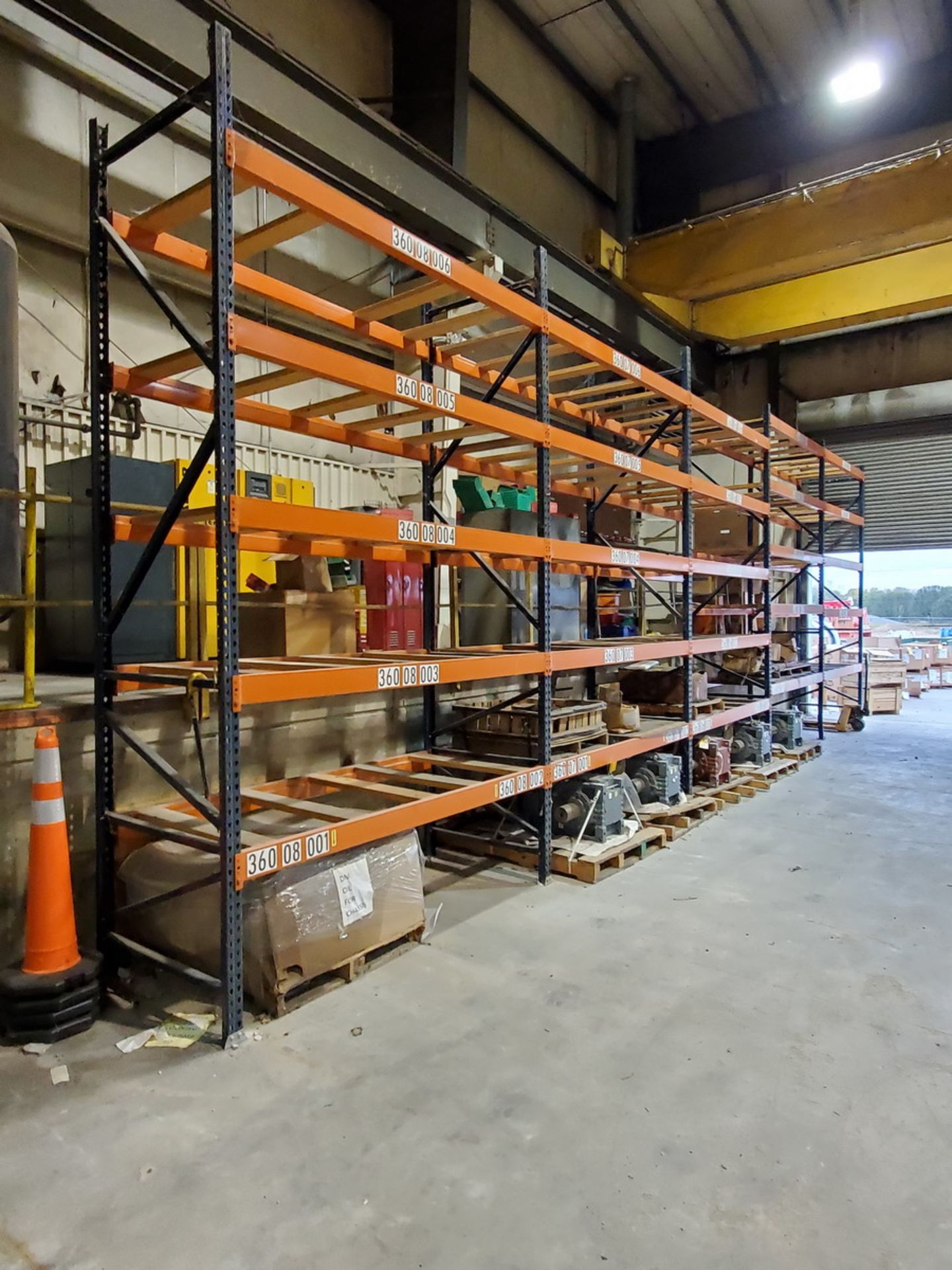 (1) Section Of Pallet Racking (6) 14' Uprights, (50) 8' Crossbeams; (Contents Excluded)