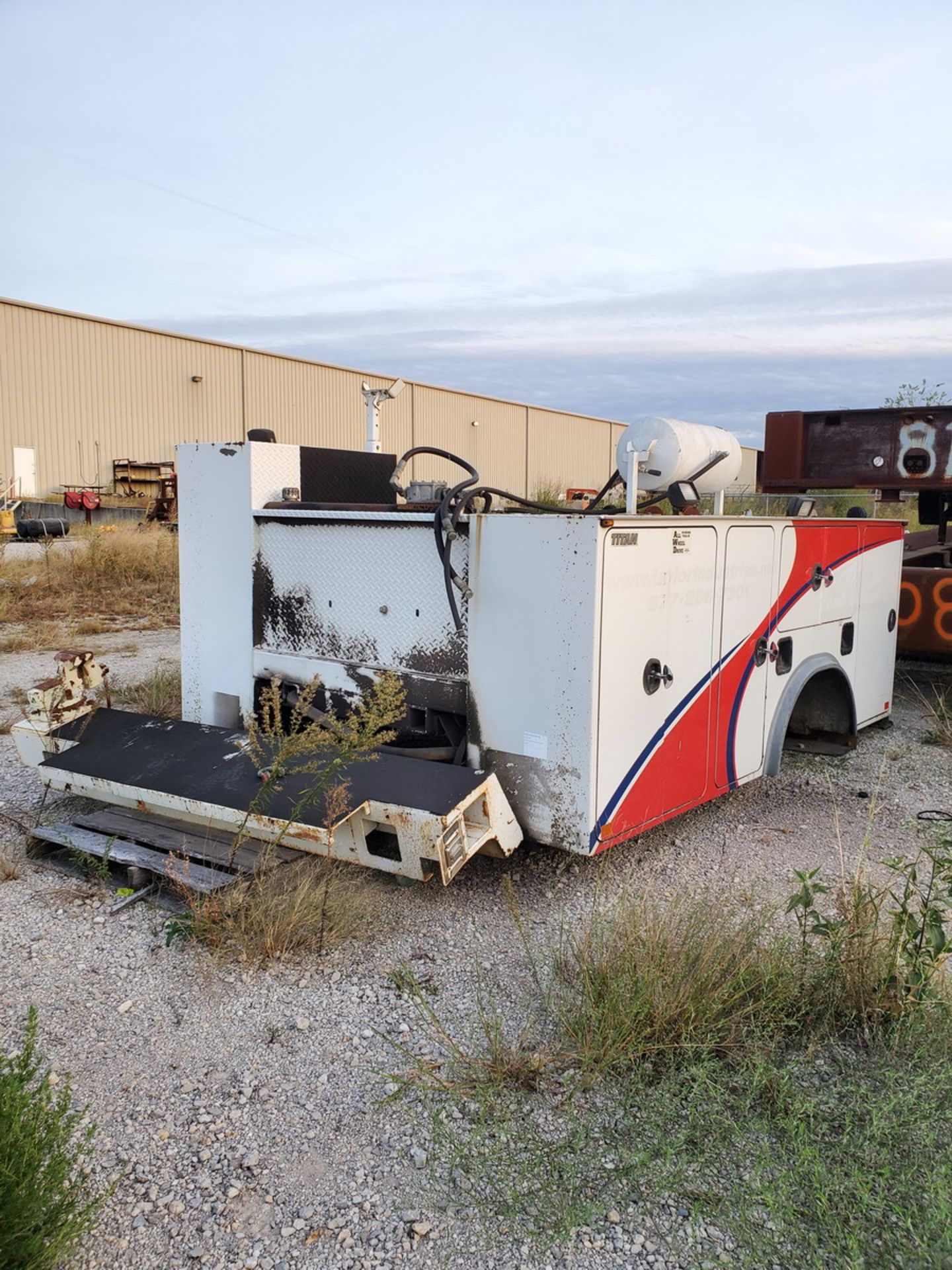 Mechanics Truck Bed - Image 2 of 6