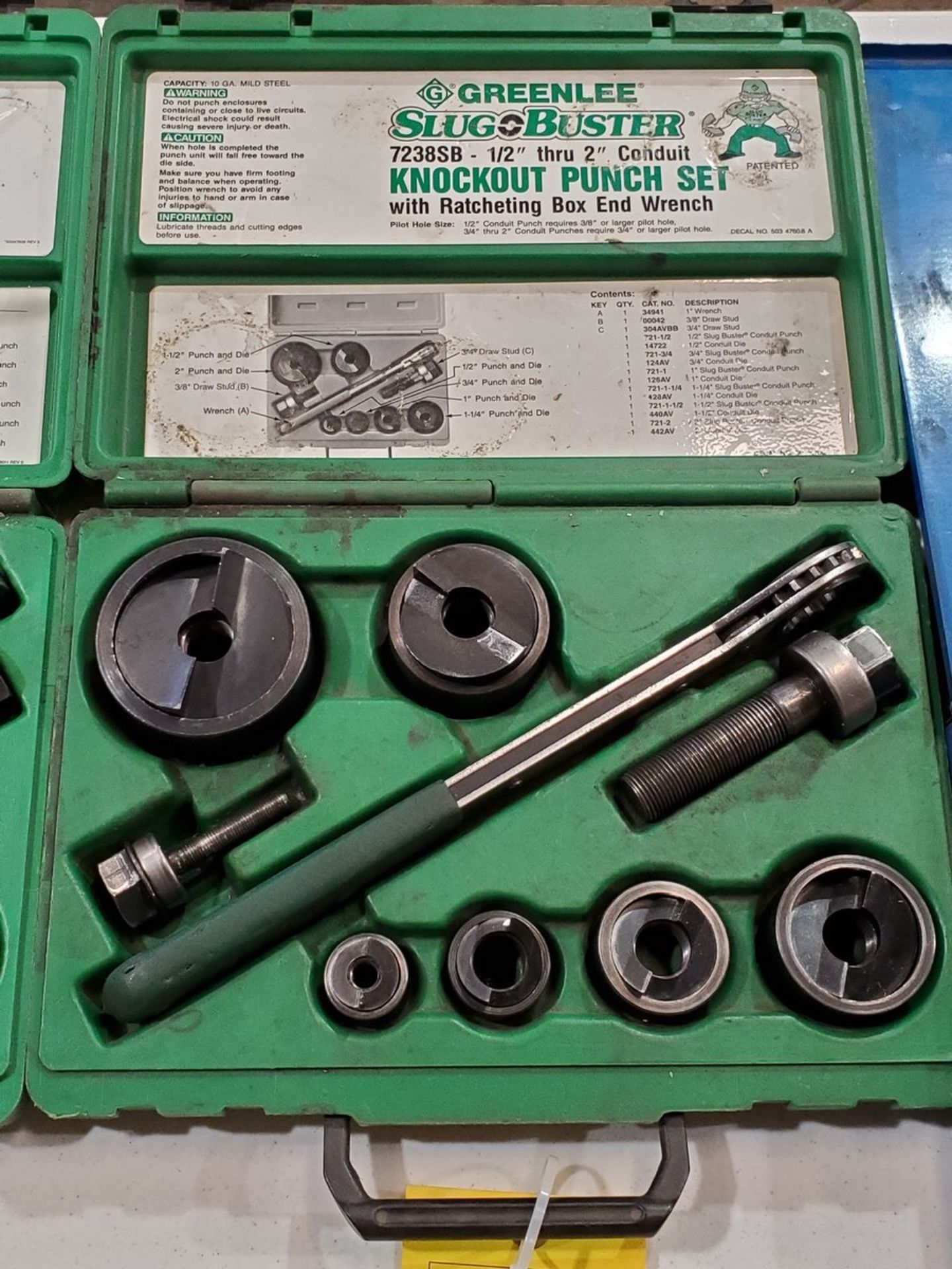 Greenlee Knockout Punch Kit W/ Ratcheting Box End Wrench 1/2"-2" Conduit Size