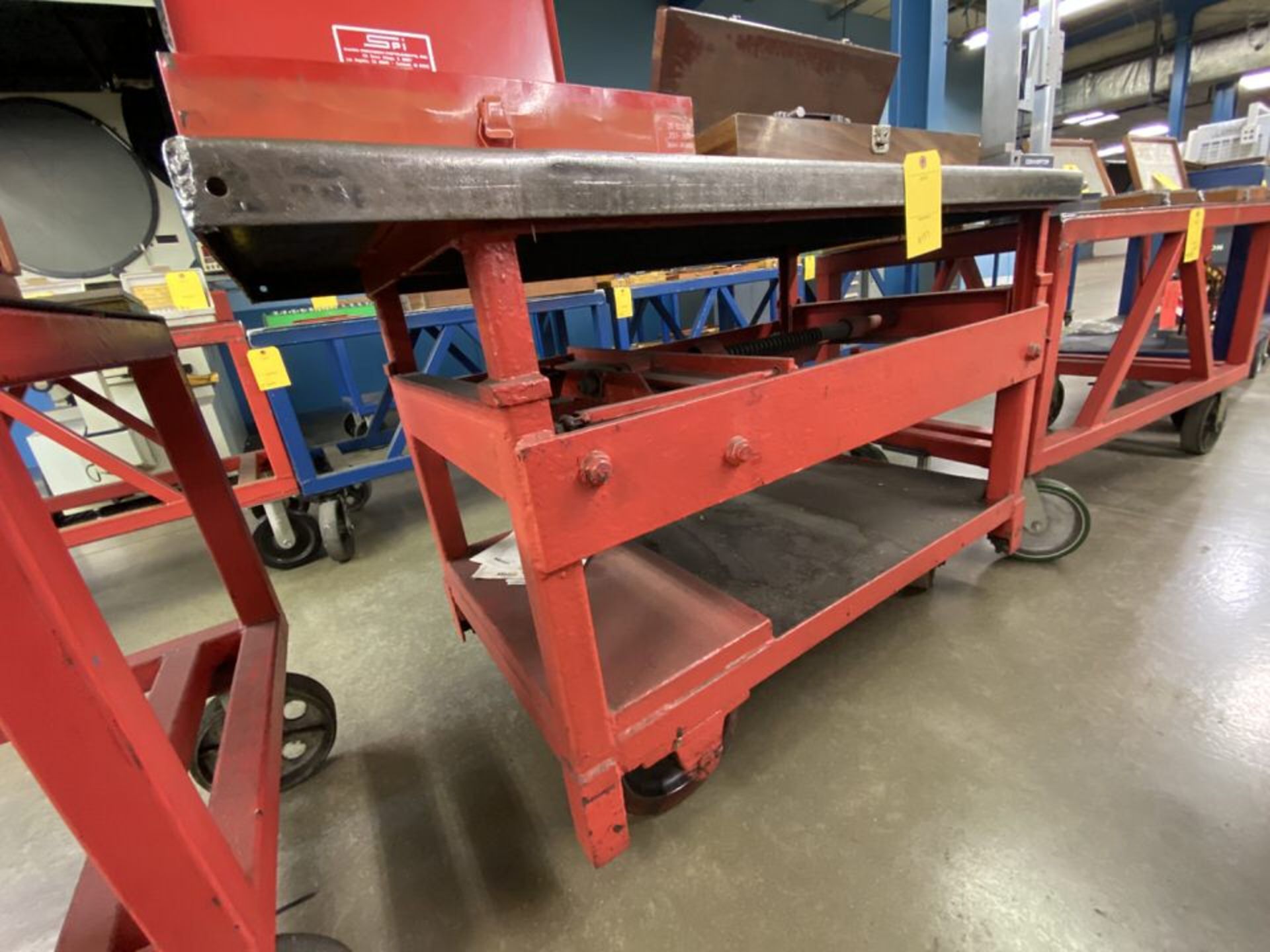 Hydraulic Adjustable Height Shop Cart on Wheels