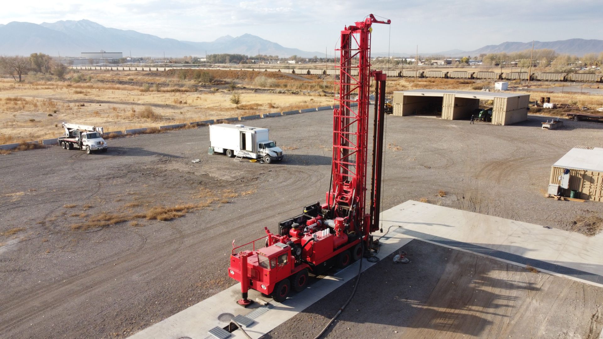 Hendrickson model- D-OH Vertical Workover Drilling Rig - Image 3 of 19