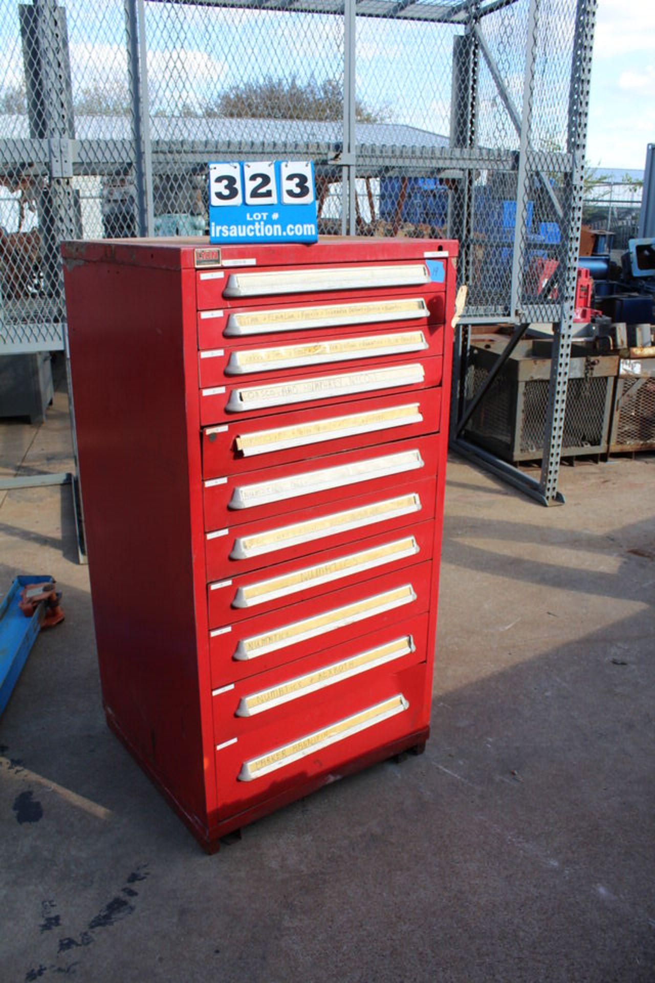 (11) DRAWER LYON TOOL CABINET W/ CONT: ASST PARKER BELOWS, POLLOW, FLAIR LINE, AIR VALVE PARTS