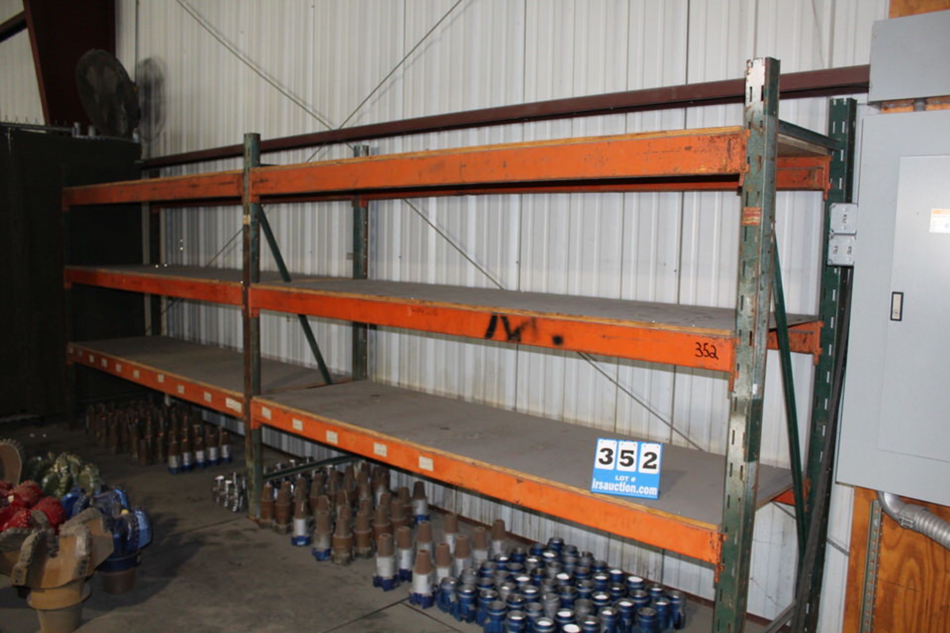 (2) SECTIONS PALLET RACK, 8' X 32" UPRIGHTS, 9' CROSSBEAMS