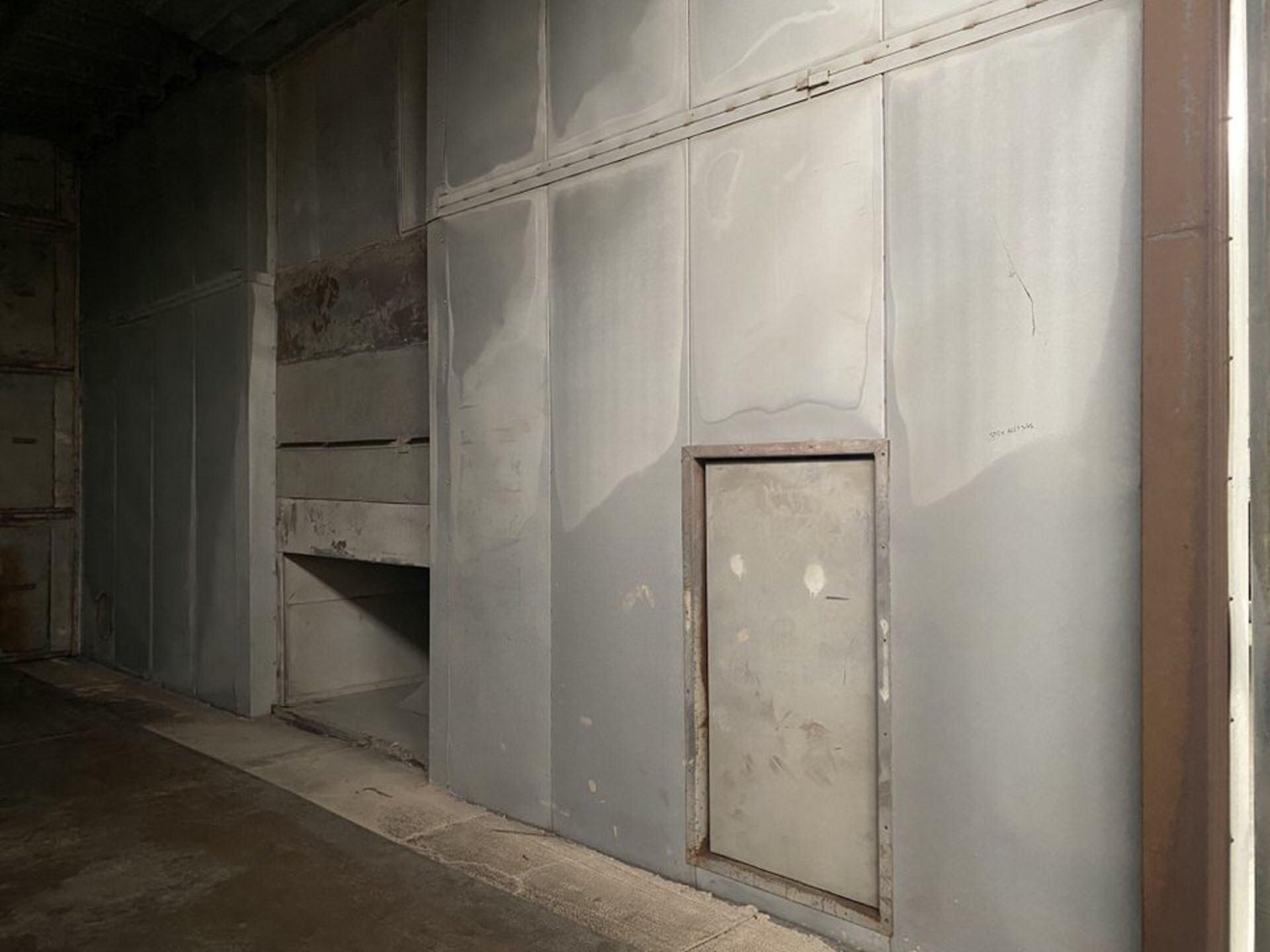 1000 Degree Two Zoned Oven with removable internal dividing wall - Image 31 of 37