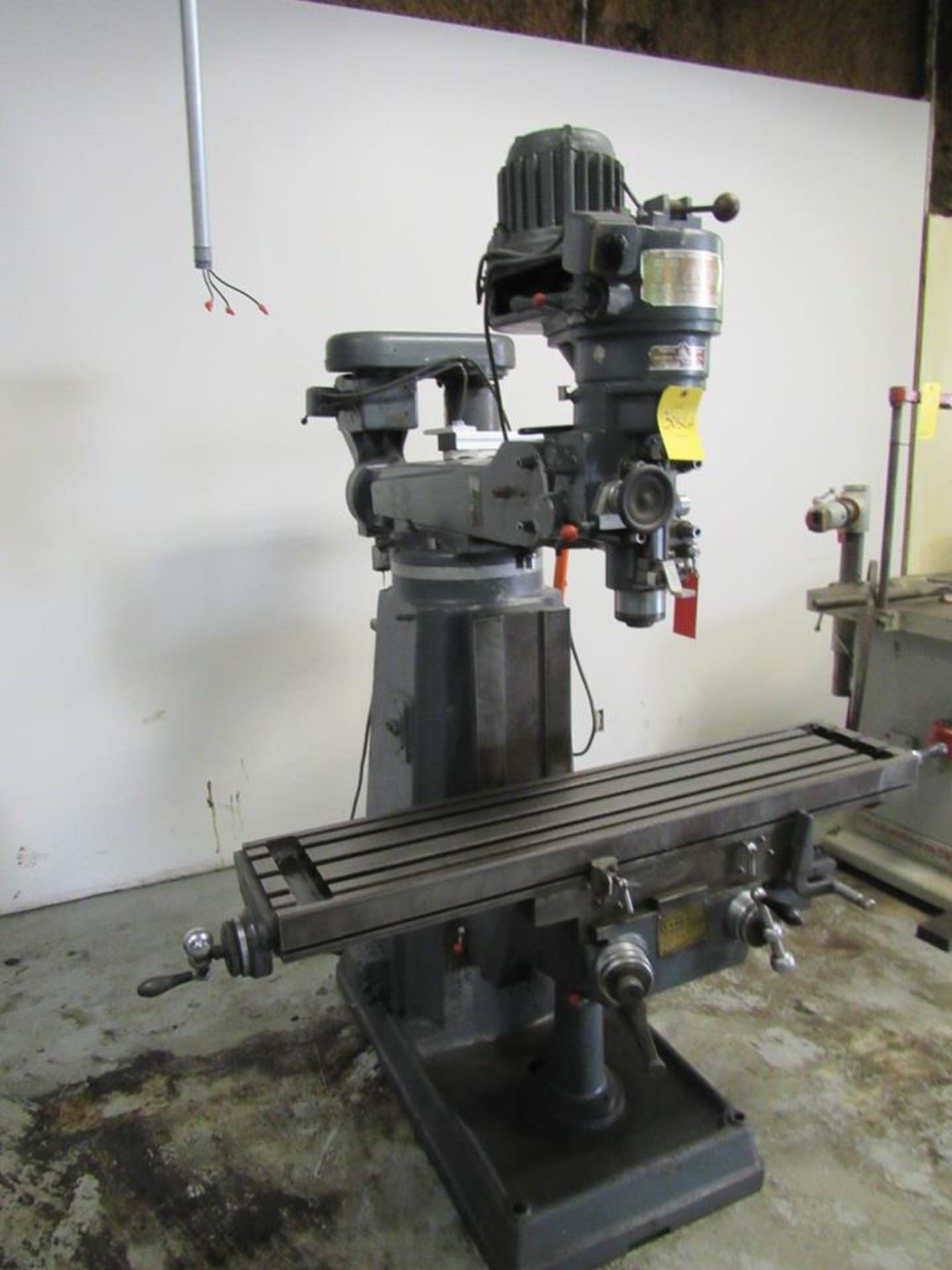 Beaver Machine Model VBRP Vertical Milling Machine