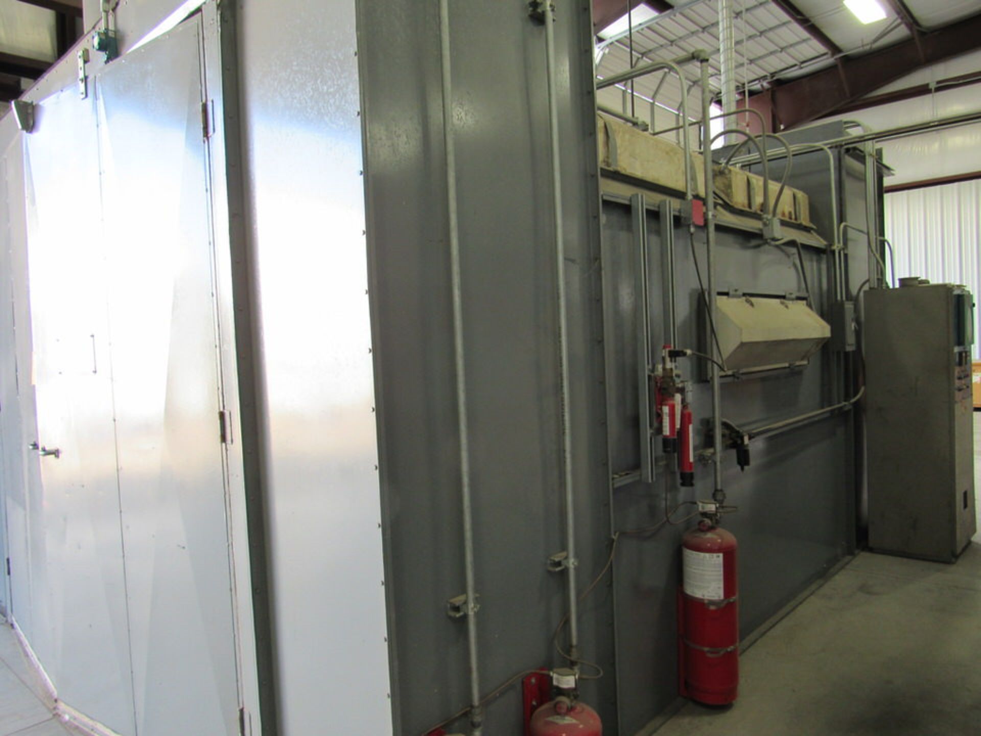 Large Capacity Self-Contained Paint Booth with integrated Bake/Curing Electric Oven. - Image 2 of 14