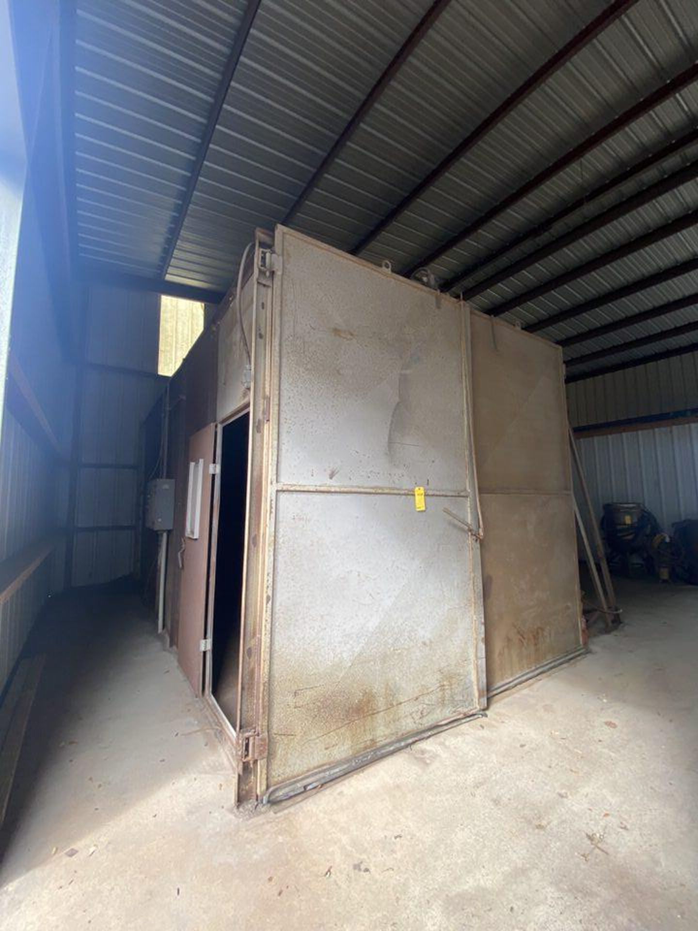 Blast Cabinet Enclosure 20' deep x 120' w x 120" T, with Pressure Pot and Dust Collector. - Image 2 of 31