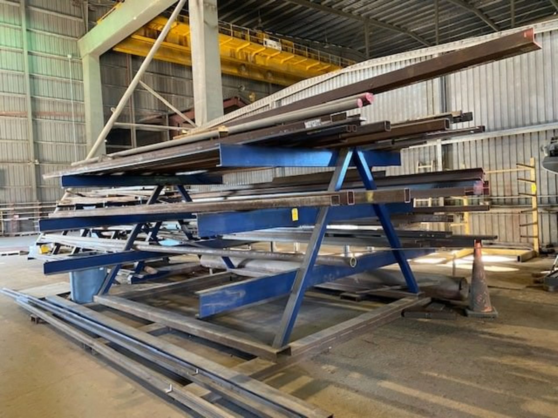 Heavy Duty Cantilever Rack w/contents