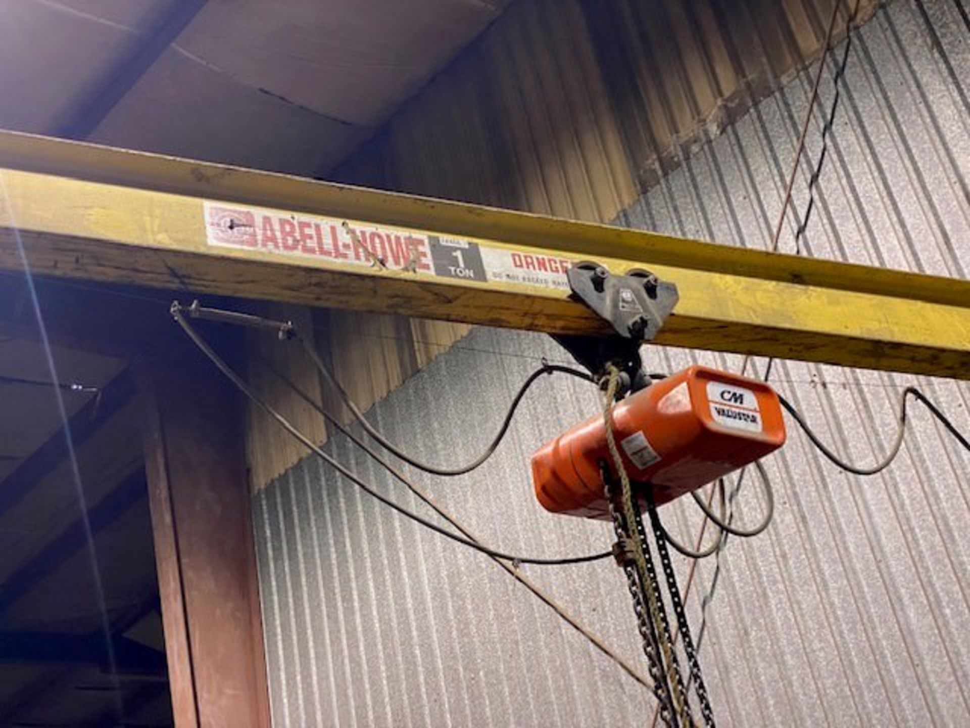 1 Ton Abell-Howe Jib Crane