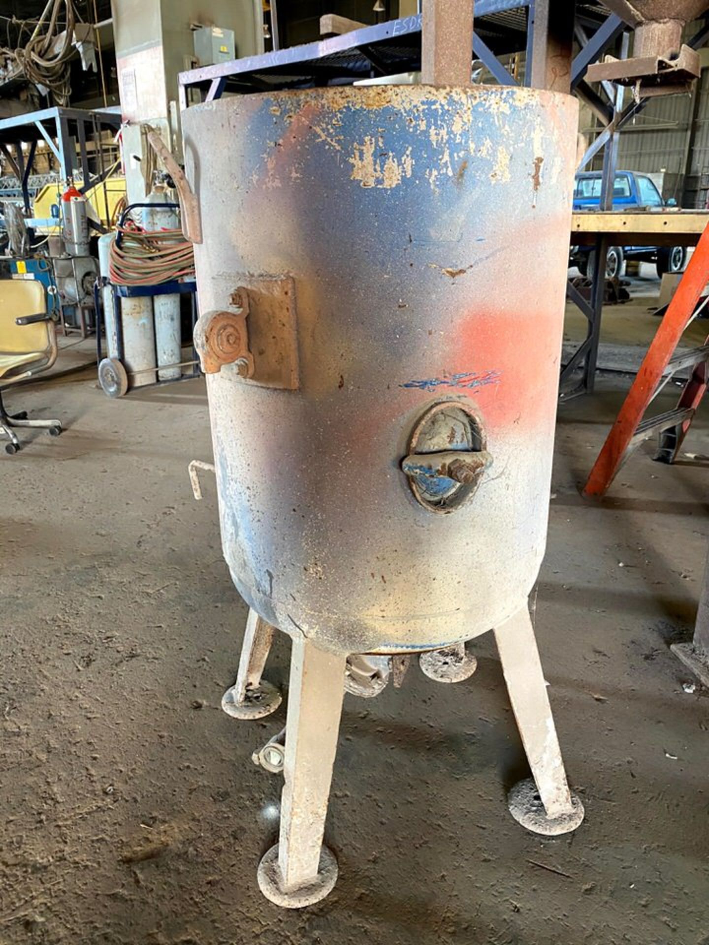 Kelco Sand Blast Hopper-vessel only