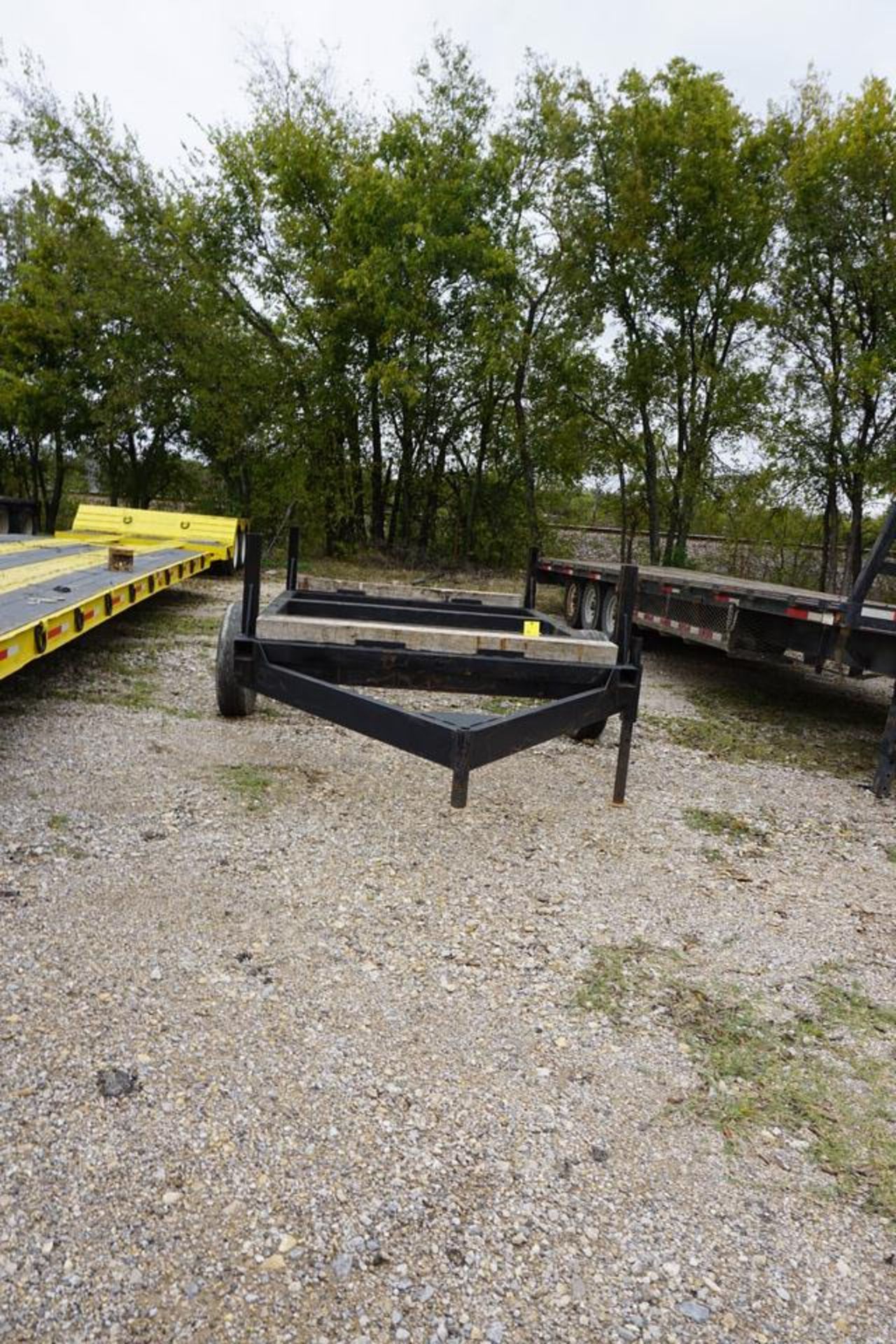 8' x 80" TRAILER FRAME (MUST BE REMOVED BY DECEMBER 22) - Image 4 of 5