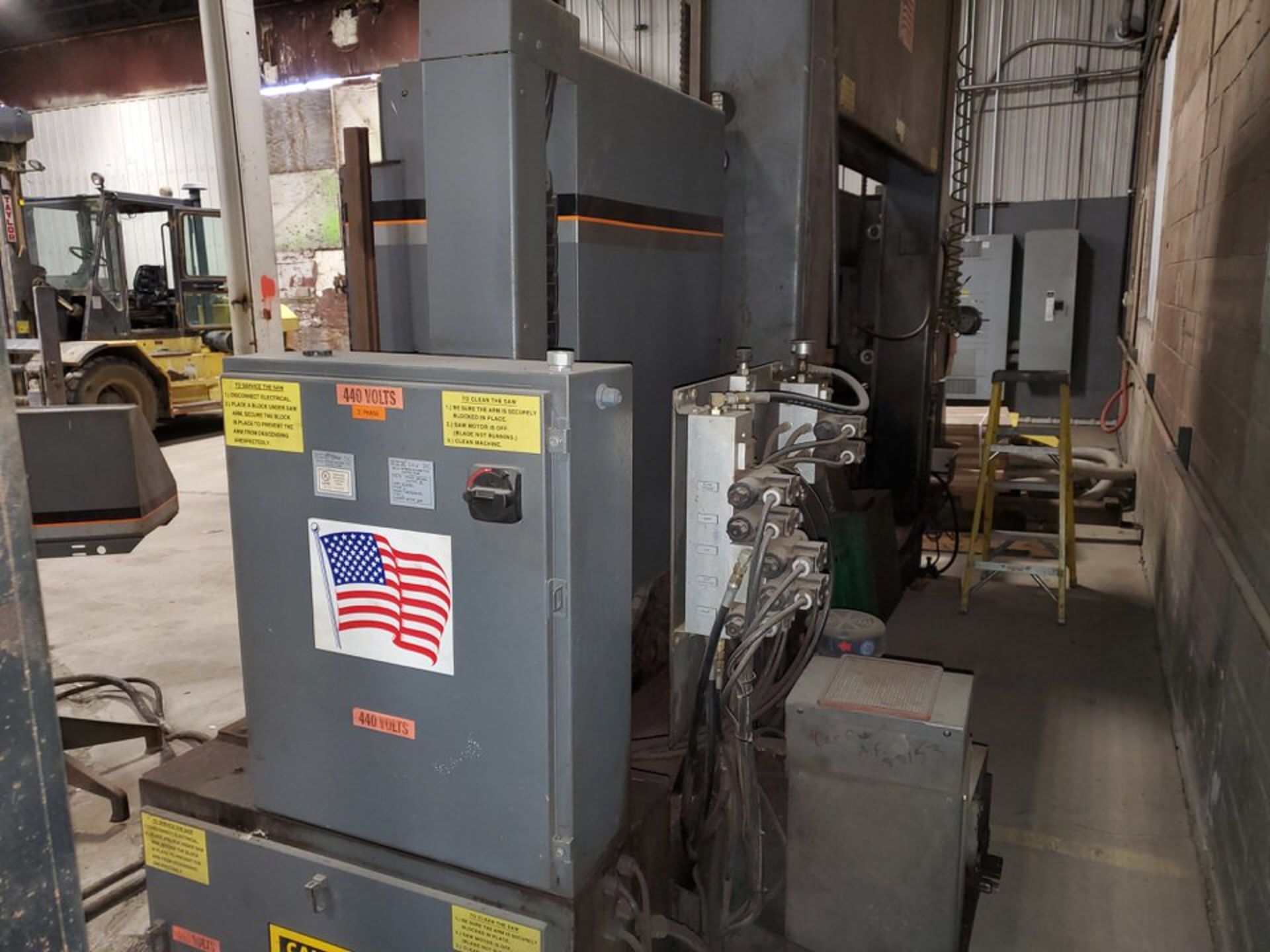 HEM SAW WF140 HM-DC HORIZONTAL BAND SAW (LOCATION: NORTH DAKOTA) - Image 2 of 12