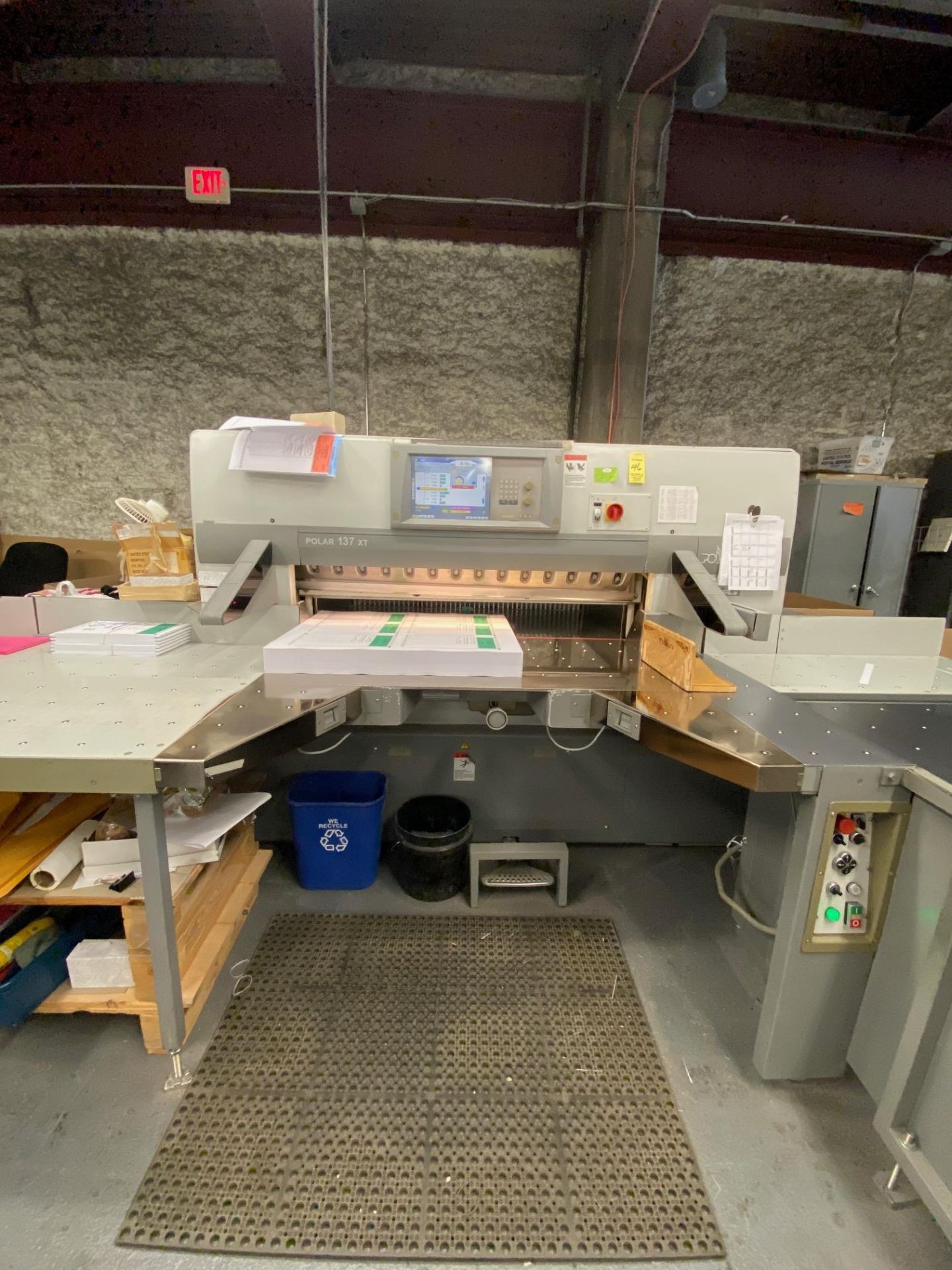 2004 Polar 137XT 54" Paper Cutter, s/n 7441210, w/Complete Workflow Including 2002 - Image 4 of 9