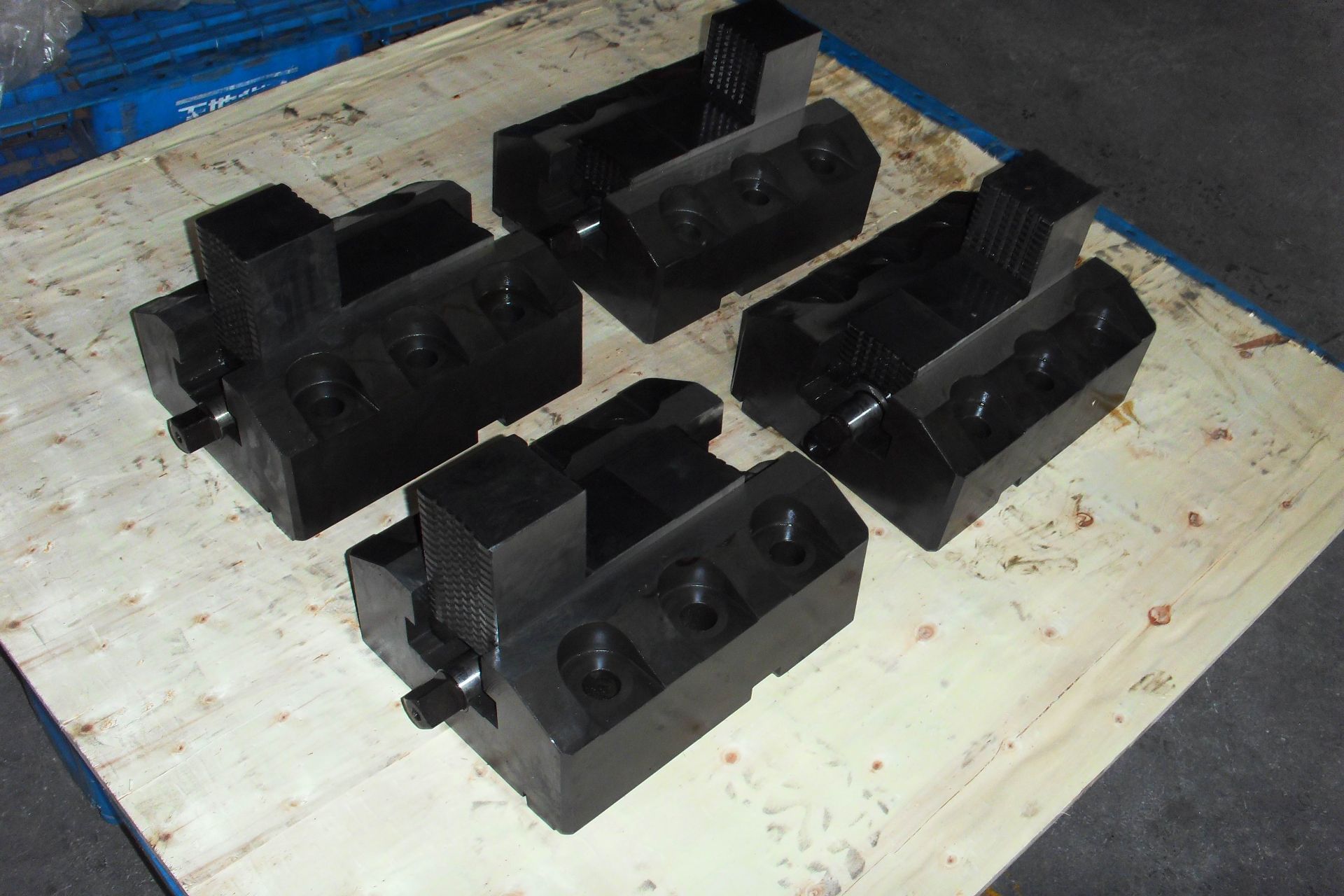 Set of (4) 12" x 7" Boring Mill Jaws (Not Used in Box) - Image 3 of 6