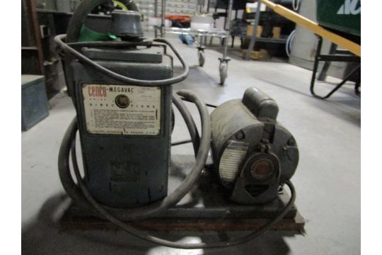 Cenco 92003 Megavac Pump - Image 1 of 2