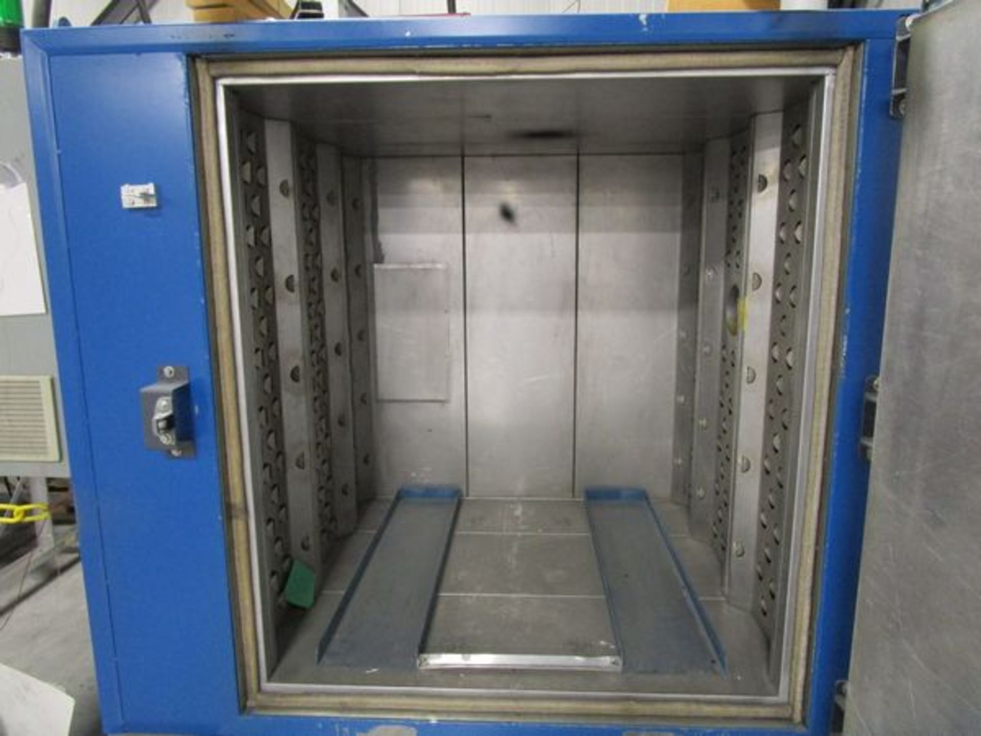 Davron DTI-1086 Electric Drive-In Oven s/n 1086-1109-1, 48" x 54", 300 Degrees F, 480V - Image 2 of 7