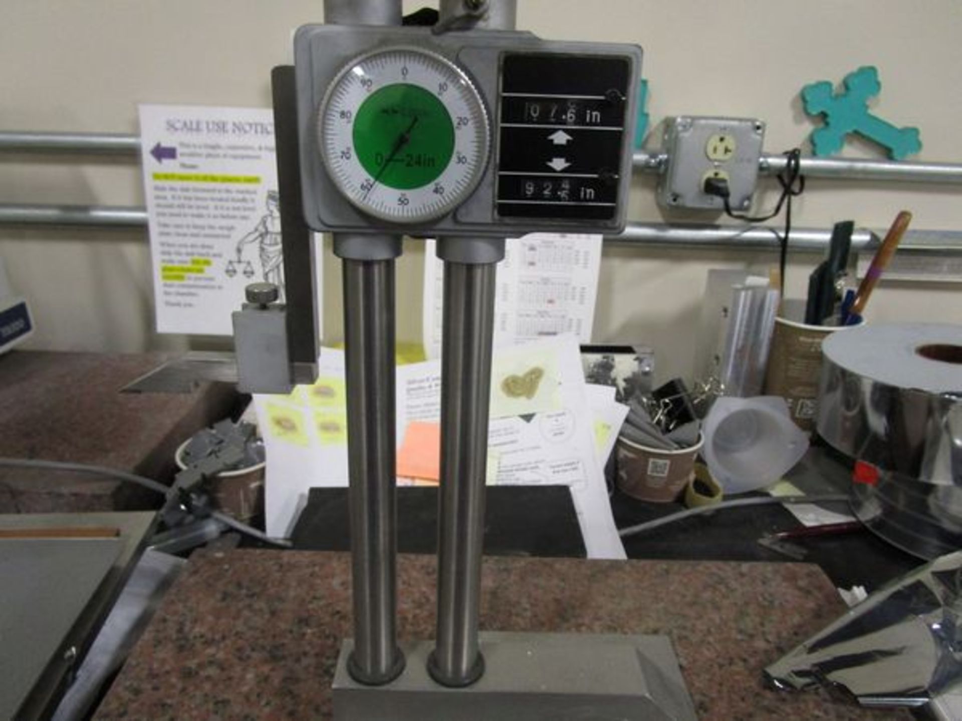 Height Gage w/ 12" x 18" Granite Surface Plate - Image 2 of 2