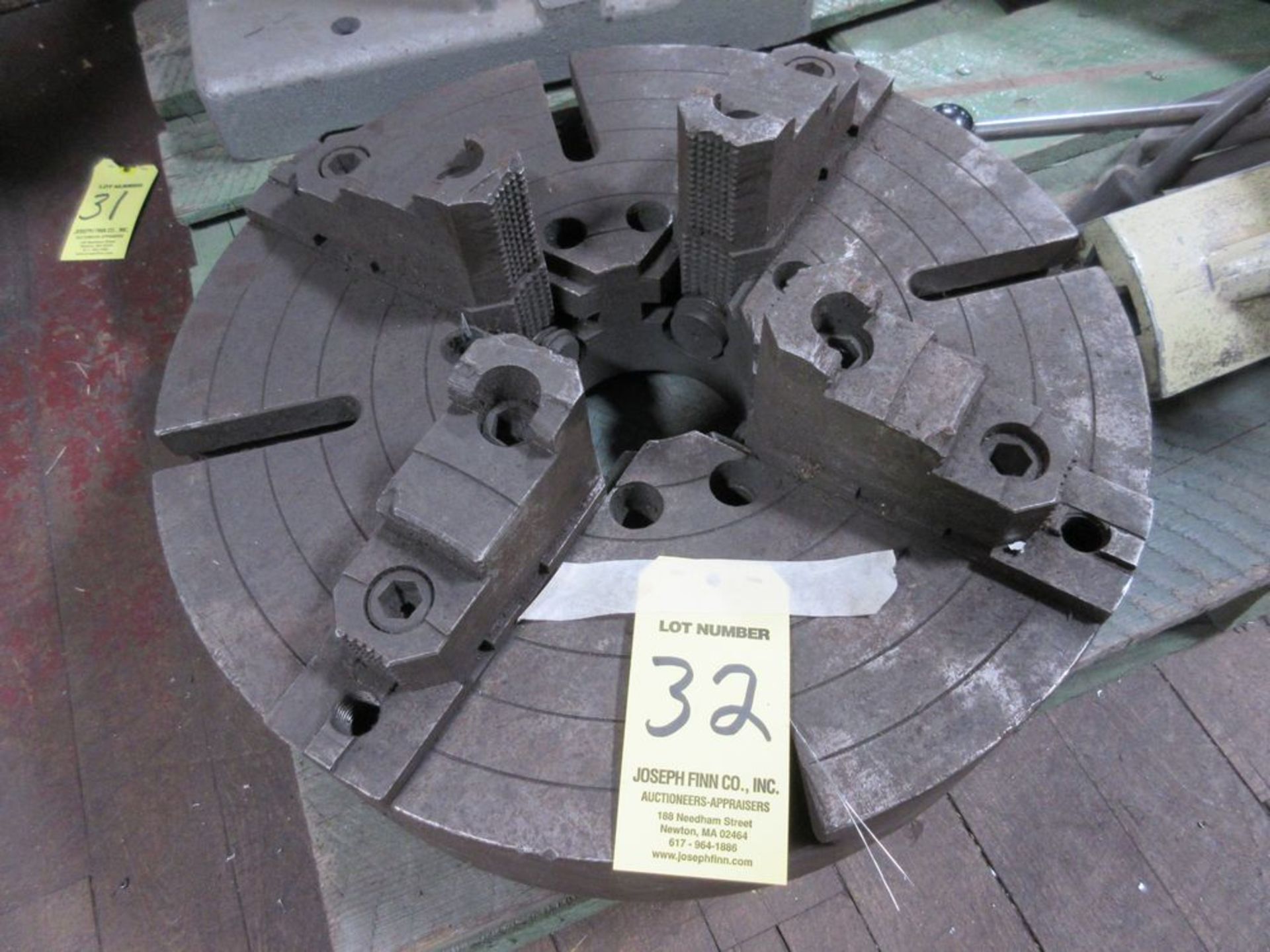 18" 4-Jaw Chuck