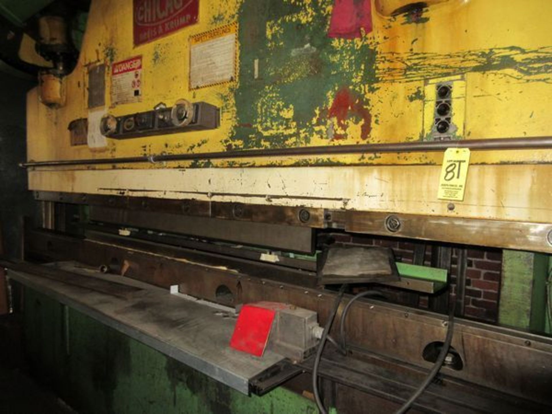 Chicago D&K 225-D-8 Power Press Brake s/n P9500, 8' x 150/220 Ton Capacity, Autobend Control (not in - Image 5 of 5