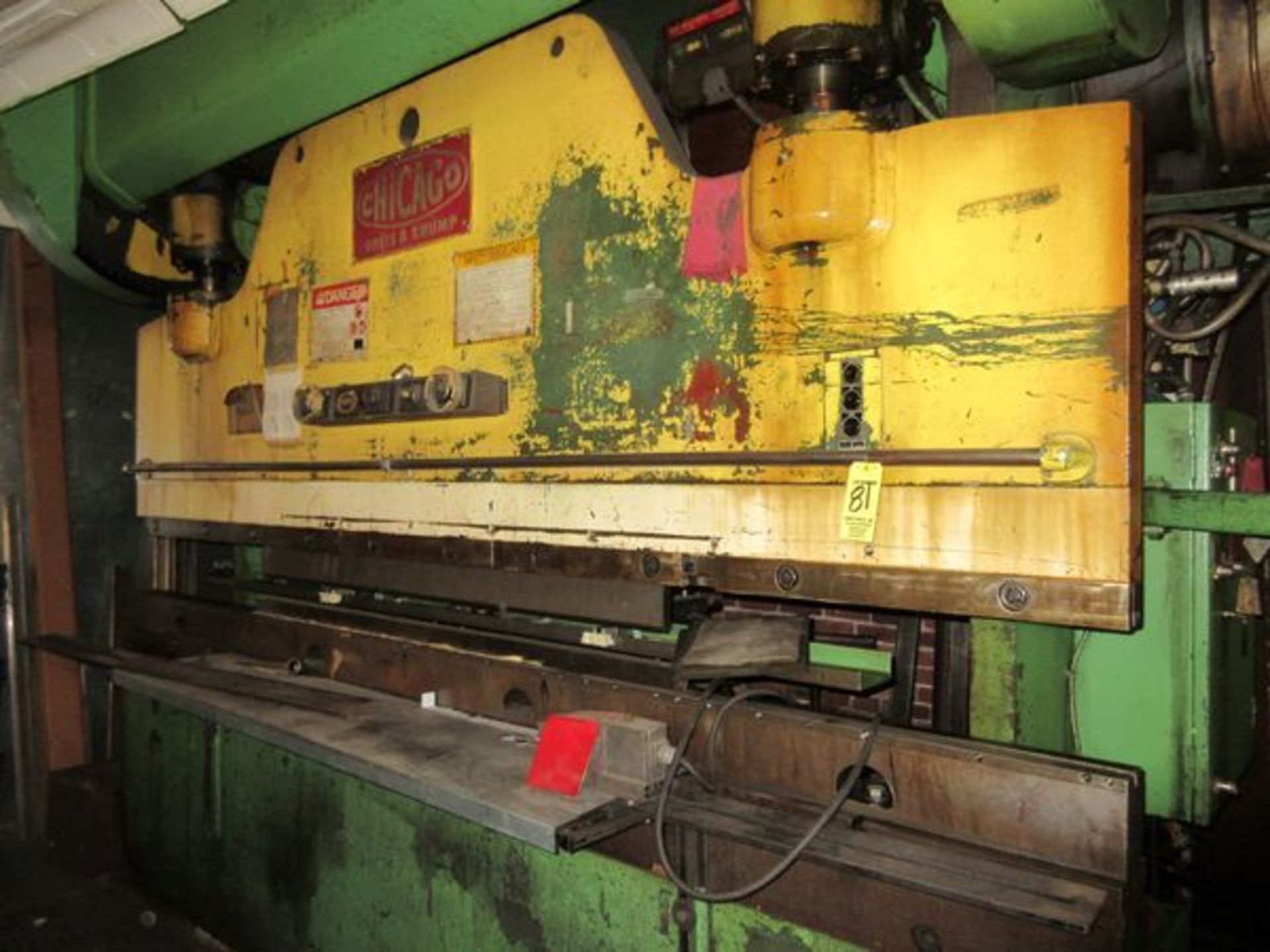 Chicago D&K 225-D-8 Power Press Brake s/n P9500, 8' x 150/220 Ton Capacity, Autobend Control (not in - Image 2 of 5
