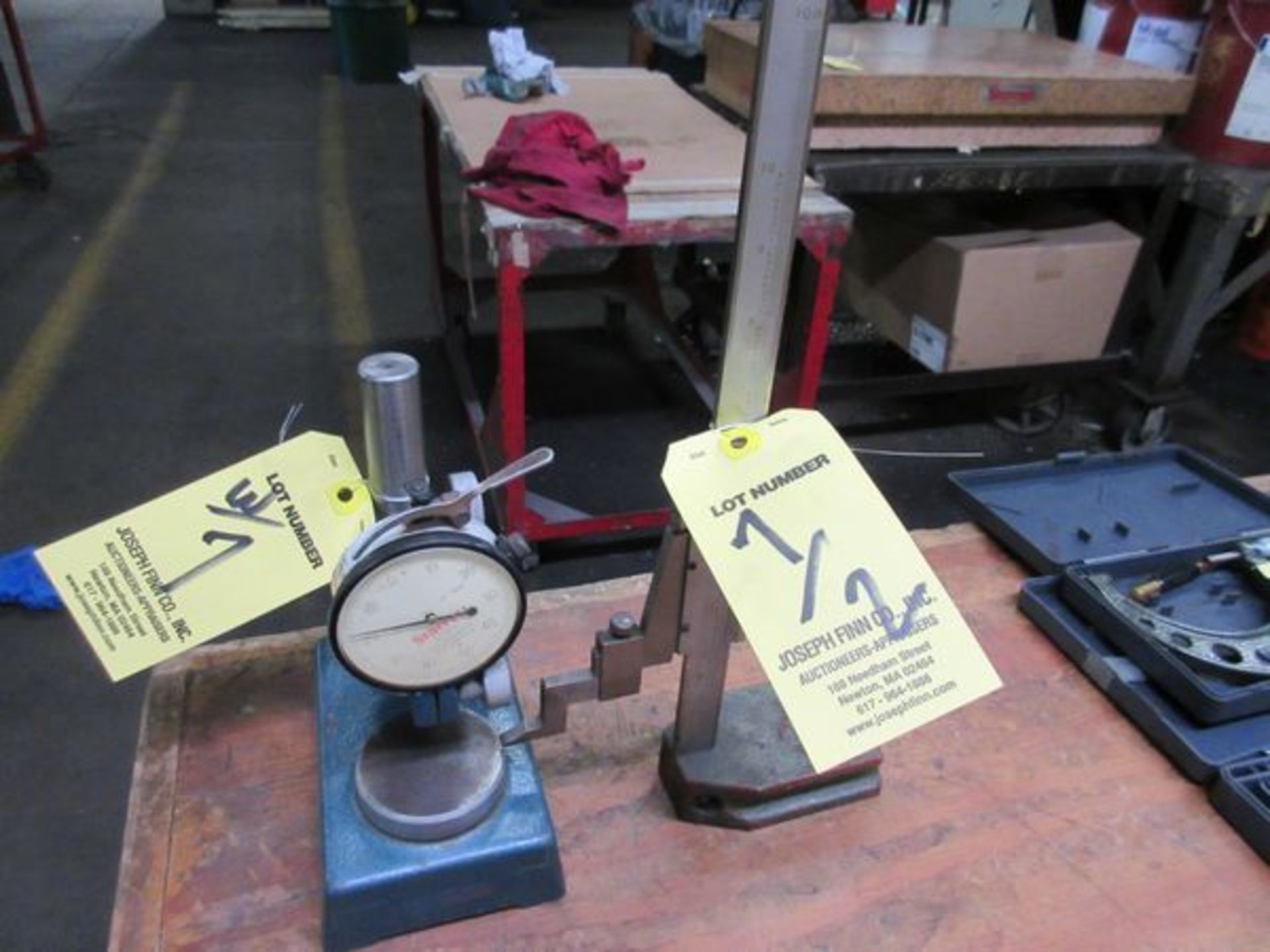 Lot Mitutoyo 10" Height Gage, Starrett Dial Indicator Stand