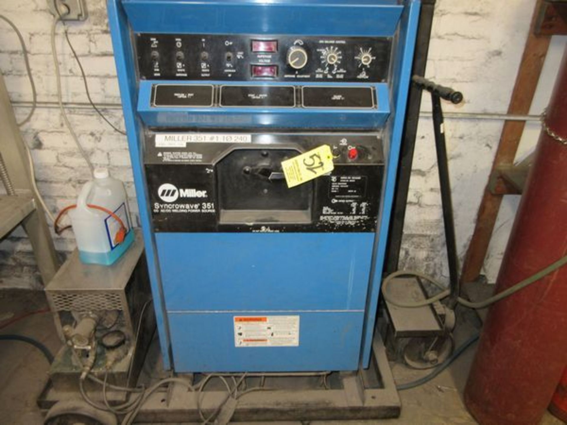 Miller Syncrowave 351 Welder S/N KG144359, 17.4 KW, Water Cooler System