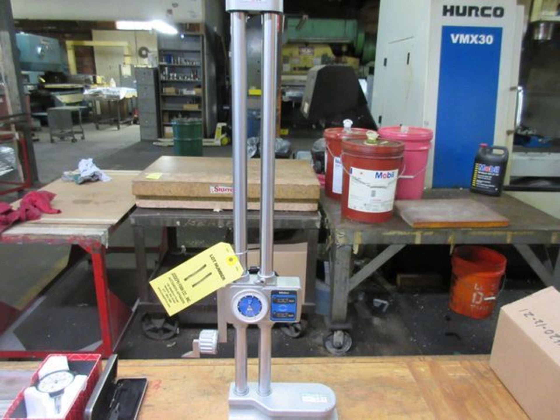 Mitutoyo 18" Height Gage