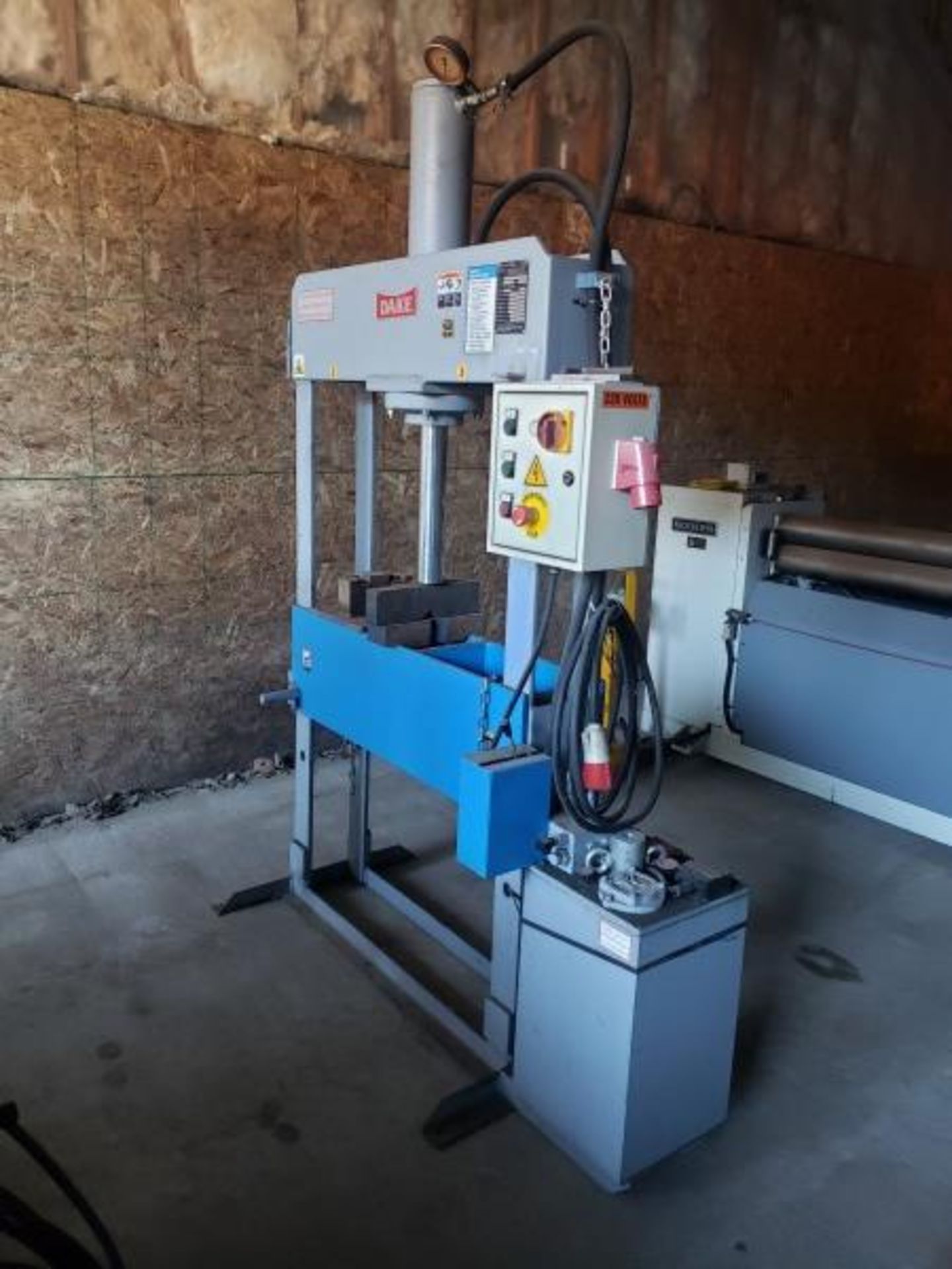 2009 DAKE HYDRAULIC SHOP PRESS, MODEL PSS40, 40 TON, 220V W/HYDRAULIC POWER PACK - Image 8 of 8