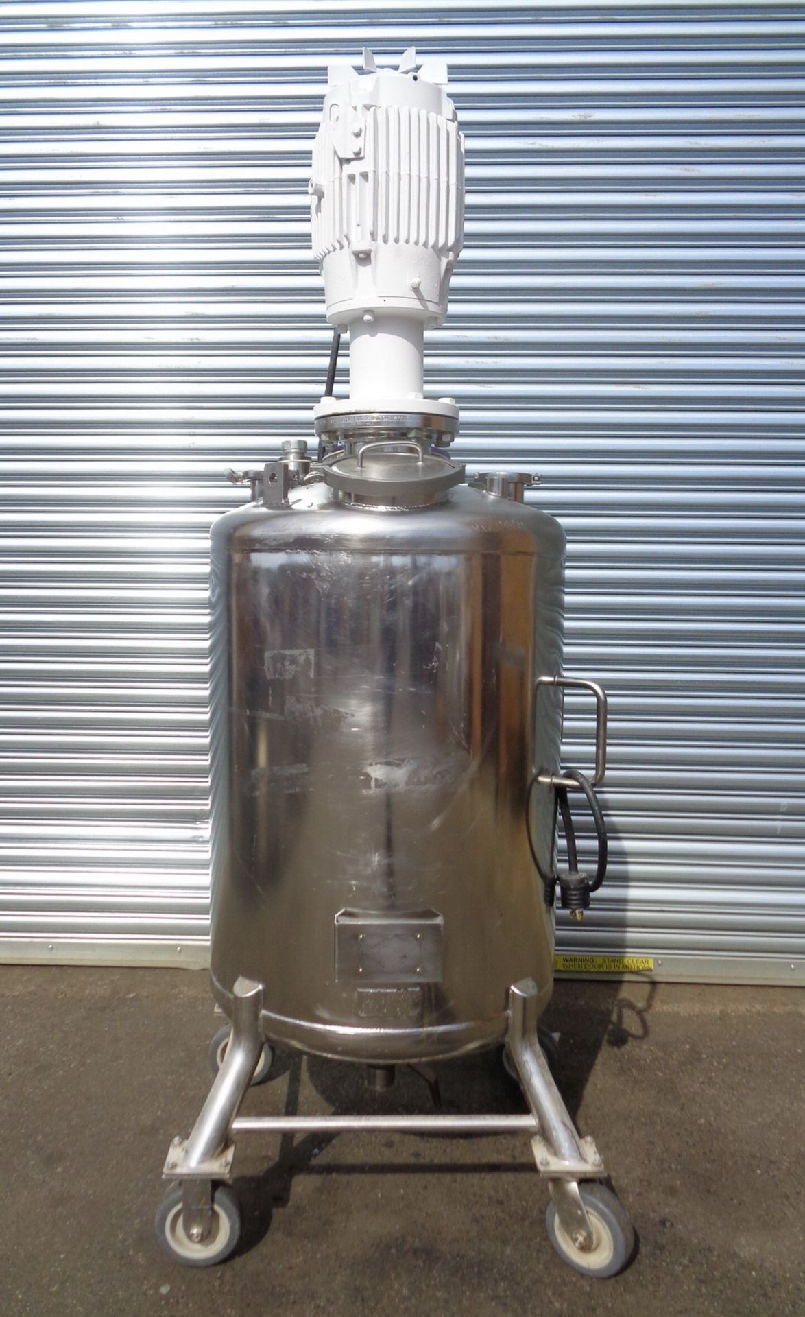 Alloy Products 75 gallon Single Wall Electropolished 316SS Sanitary Tank with homogenizing mixer