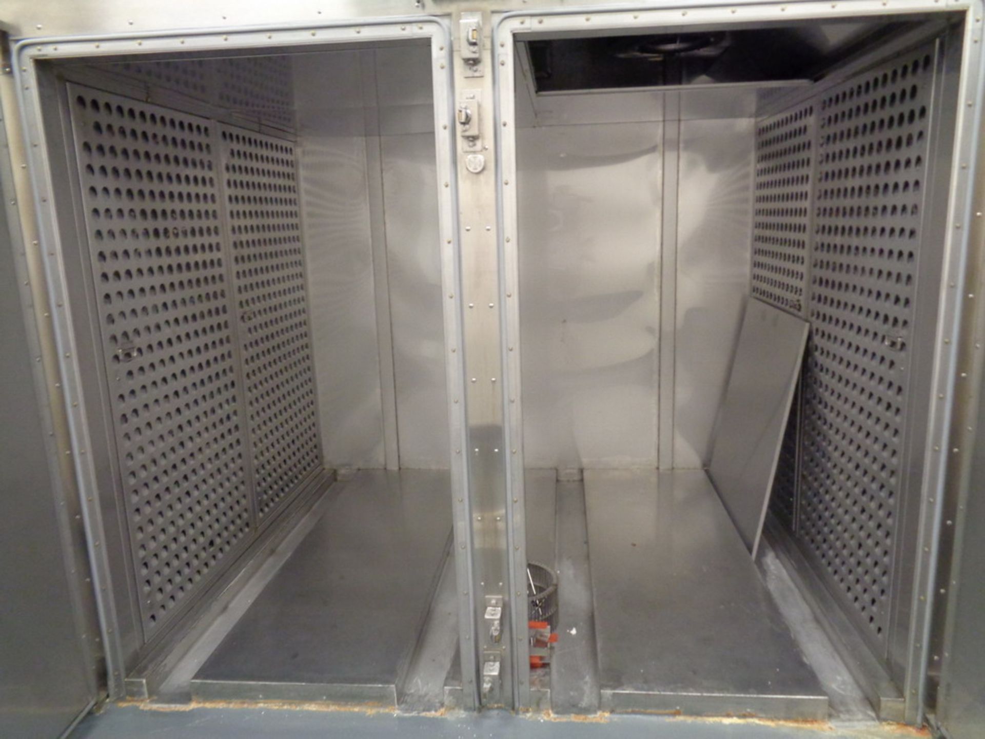 Gruenberg Stainless Steel 2 Door/4 Truck Pharmaceutical Truck/Tray Drying Oven - Image 4 of 6
