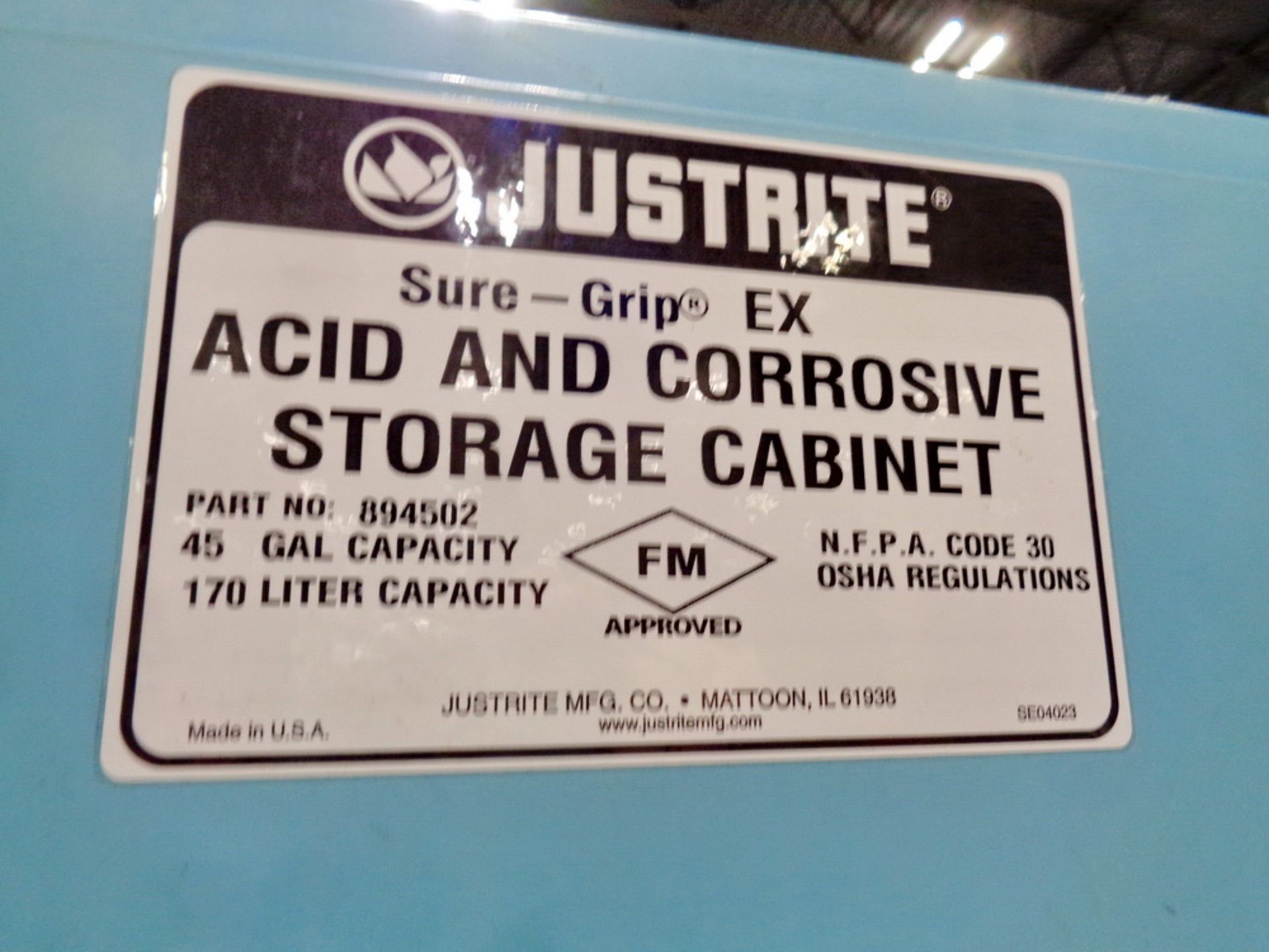 Justrite Flammable 2 Door Storage Cabinet, sure grip ex, 45 gallon capacity - Image 2 of 4