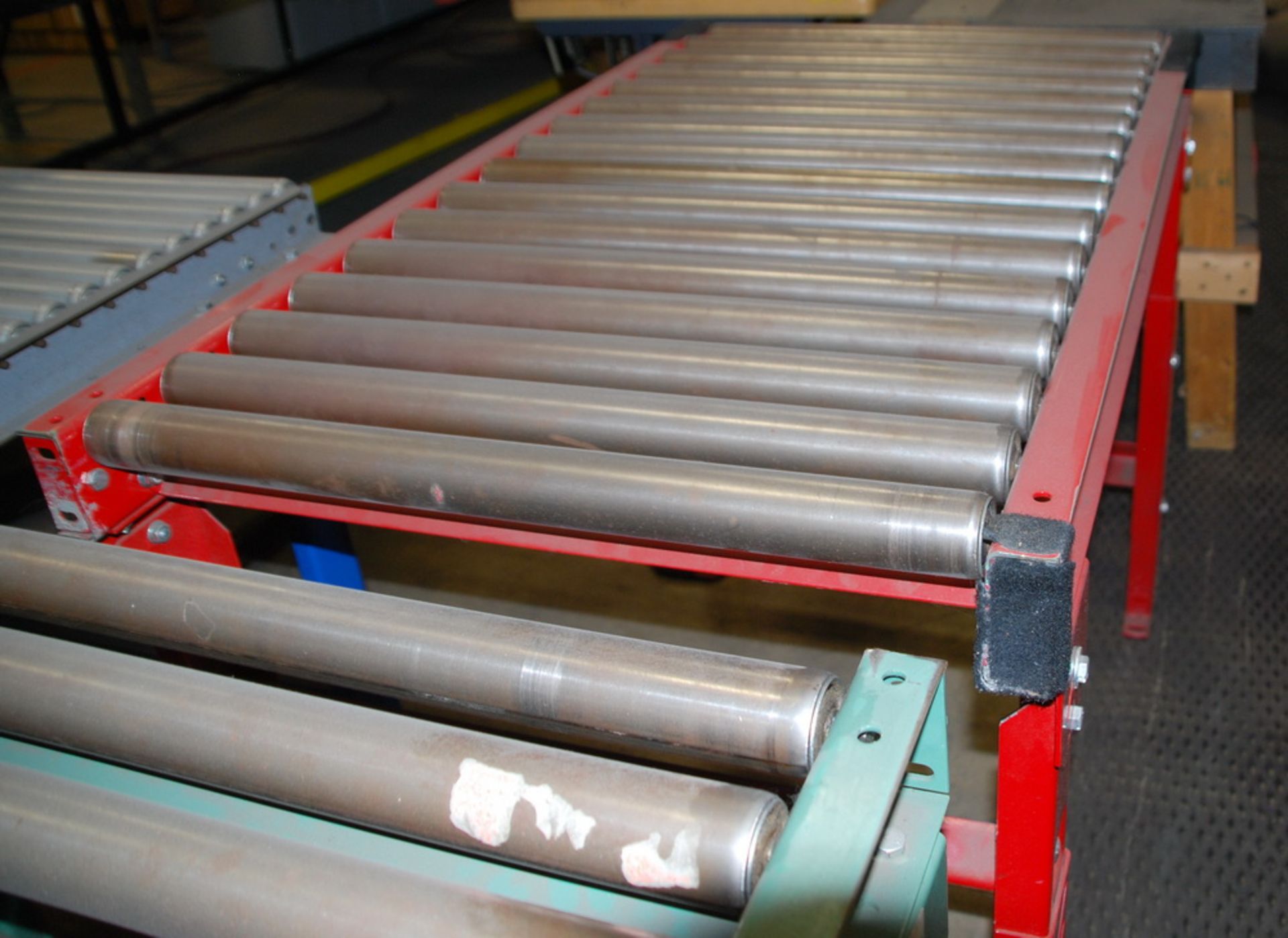 Lot of (3) sections roller conveyor - Image 3 of 5