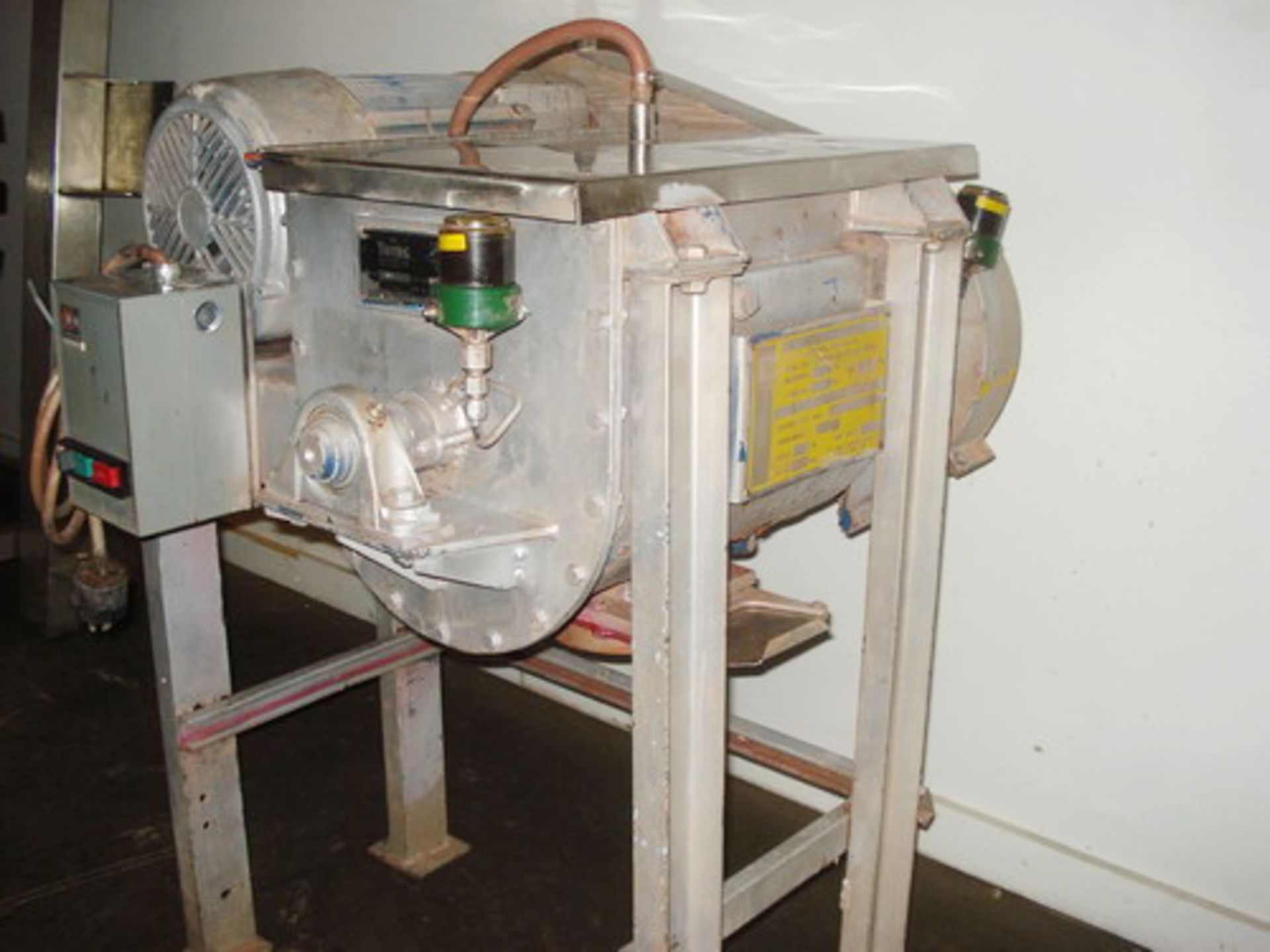 Young 1.5cf (working capacity) SS Double Ribbon Blender - Image 3 of 9