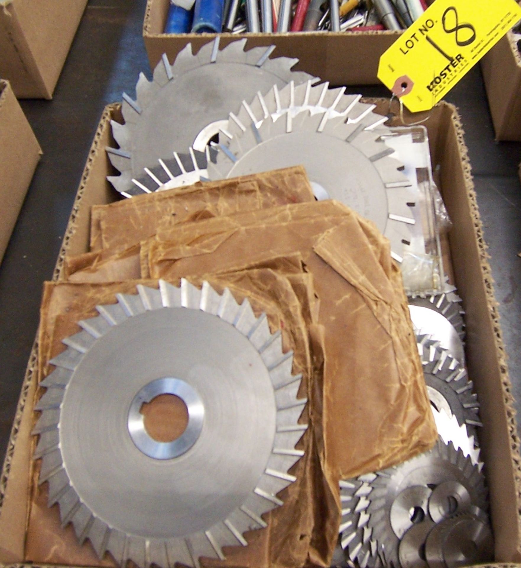 LOT OF ASSORTED MILLING CUTTERS