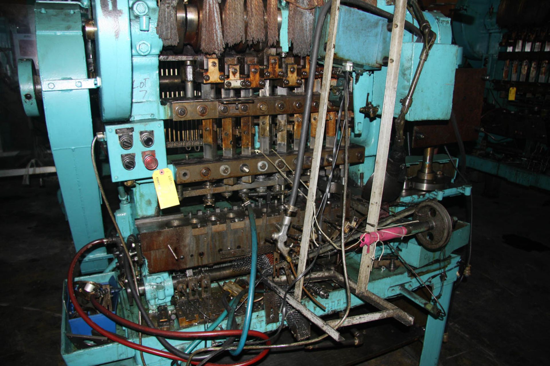 WATERBURY-FARREL MDL. 1010 EYELET MACHINE, ROLLER CAM, MECHANICAL CLUTCH, VARI-DRIVE, S/N: ST- - Image 6 of 6