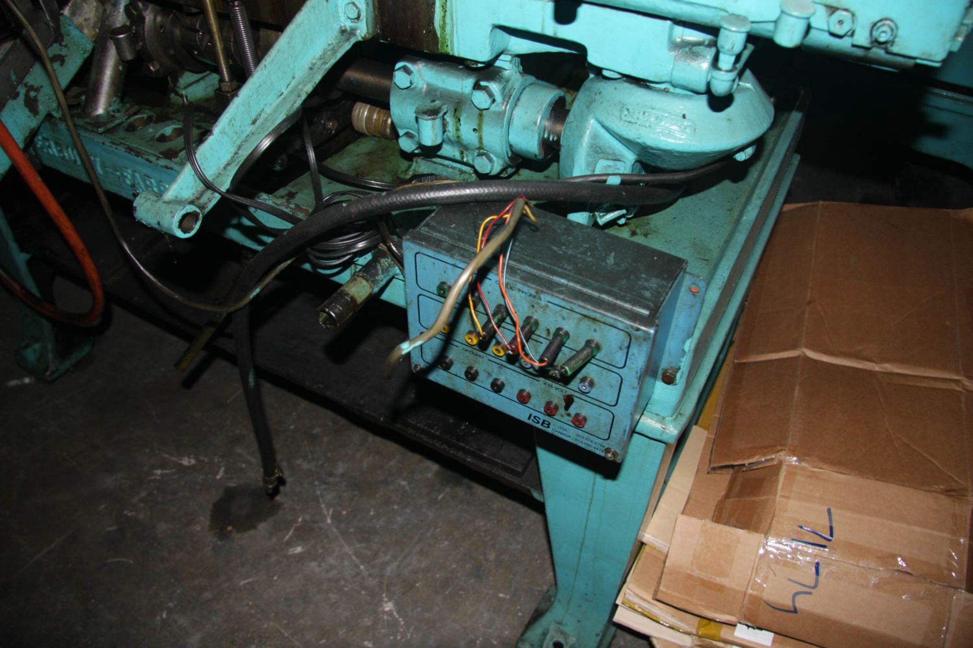 WATERBURY-FARREL MDL. 1010 EYELET MACHINE, ROLLER CAM, MECHANICAL CLUTCH, MOTOR DRIVE, ISB - Image 2 of 8