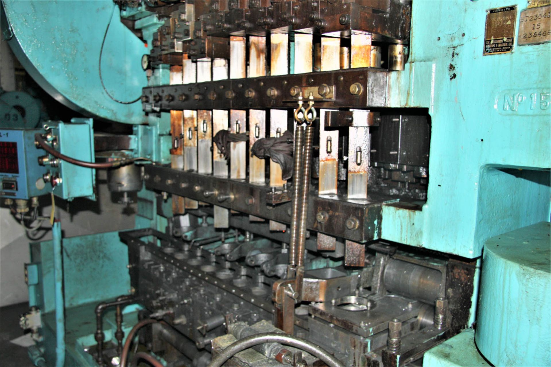 WATERBURY-FARREL MDL. 1510 EYELET MACHINE, ROLLER CAM, AIR CLUTCH, ARC-TROL MONITOR / COUNTER, - Image 3 of 12