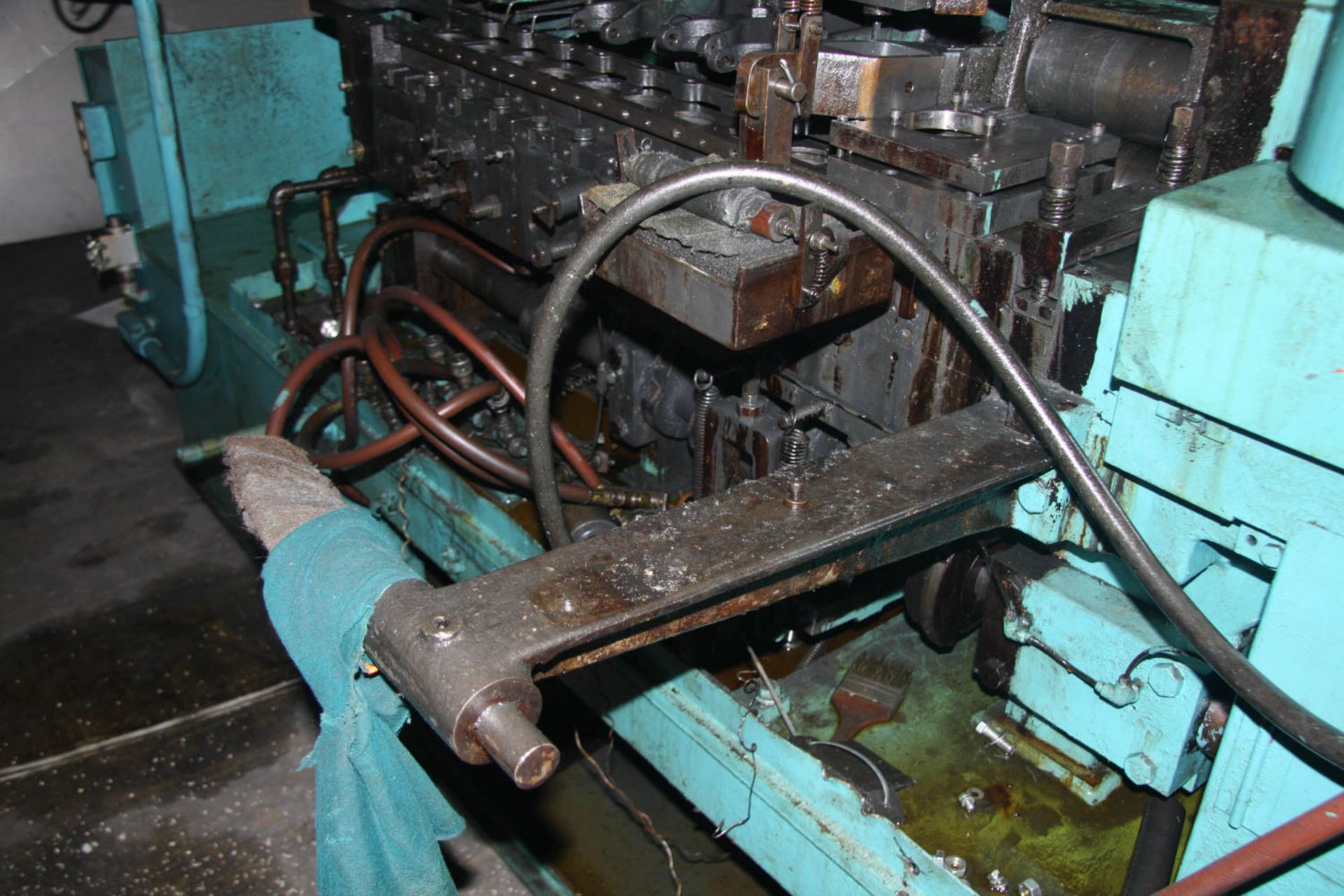 WATERBURY-FARREL MDL. 1510 EYELET MACHINE, ROLLER CAM, AIR CLUTCH, ARC-TROL MONITOR / COUNTER, - Image 5 of 12