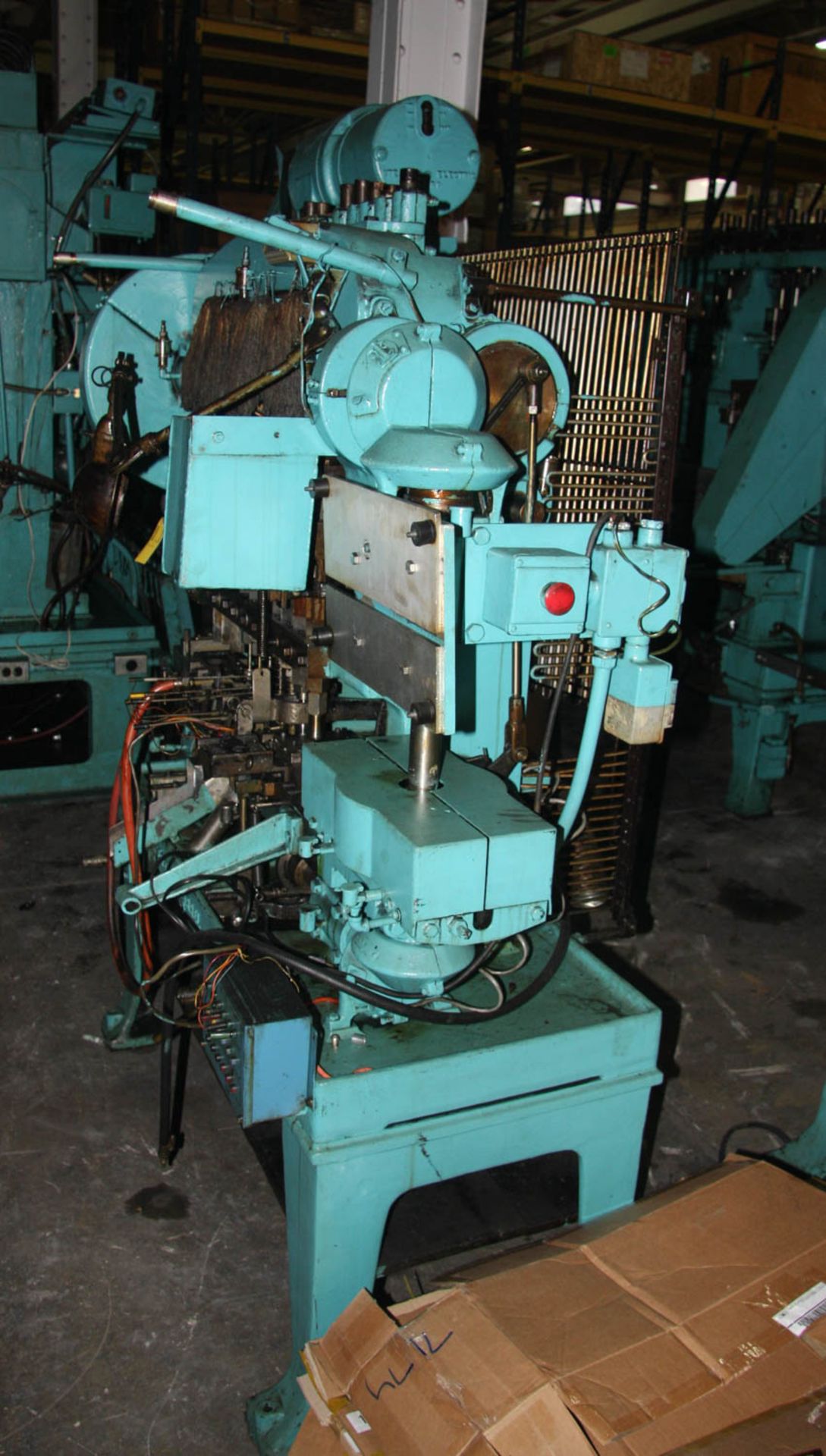 WATERBURY-FARREL MDL. 1010 EYELET MACHINE, ROLLER CAM, MECHANICAL CLUTCH, MOTOR DRIVE, ISB - Image 7 of 8