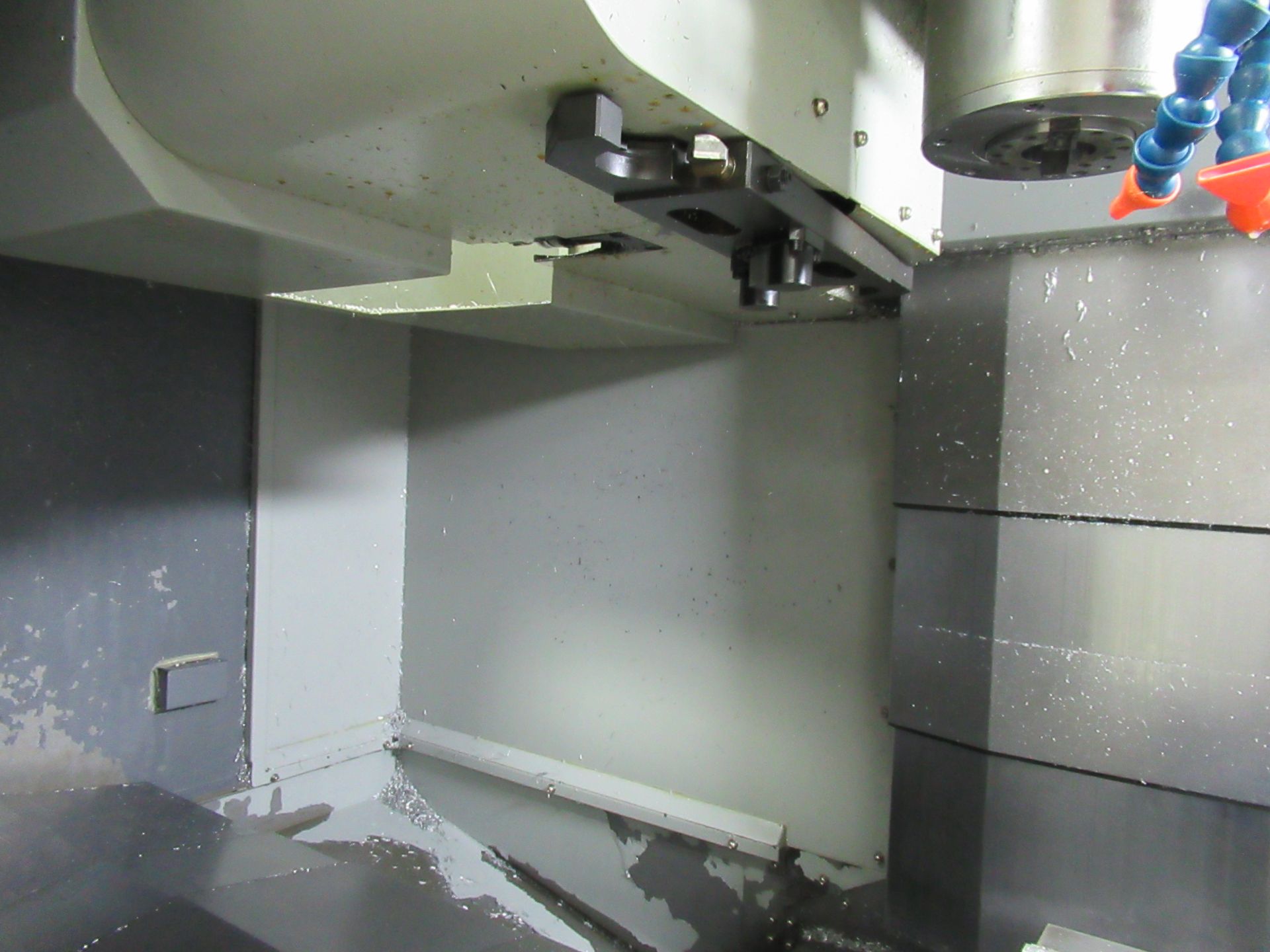 HYUNDAI-KIA MDL. VX-400 VERTICAL MACHINING CENTER, TRAVELS: X-31.5", Y-18.1", Z-20.4", 18" X 39.4" - Bild 3 aus 8