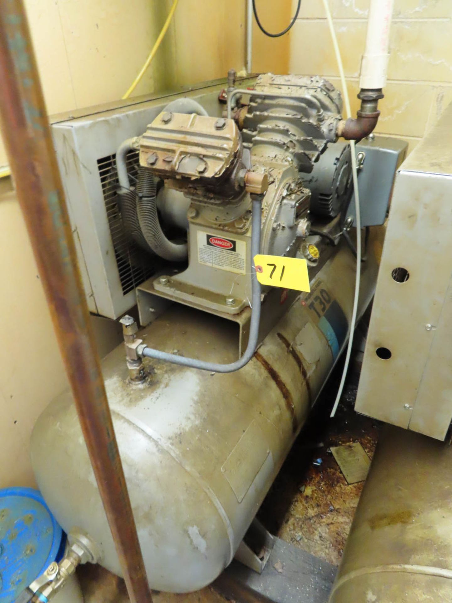 INGERSOLL RAND MDL. T30 5HP HORIZONTAL TANK MOUNTED AIR COMPRESSOR