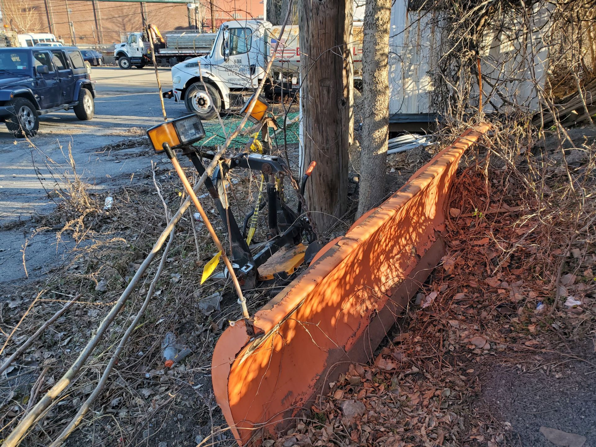 8' CURTIS SNOW PLOW ATTACHMENT [LOCATED @ KEM YARD - PELHAM MANOR, BRONX, NY] - Image 2 of 4